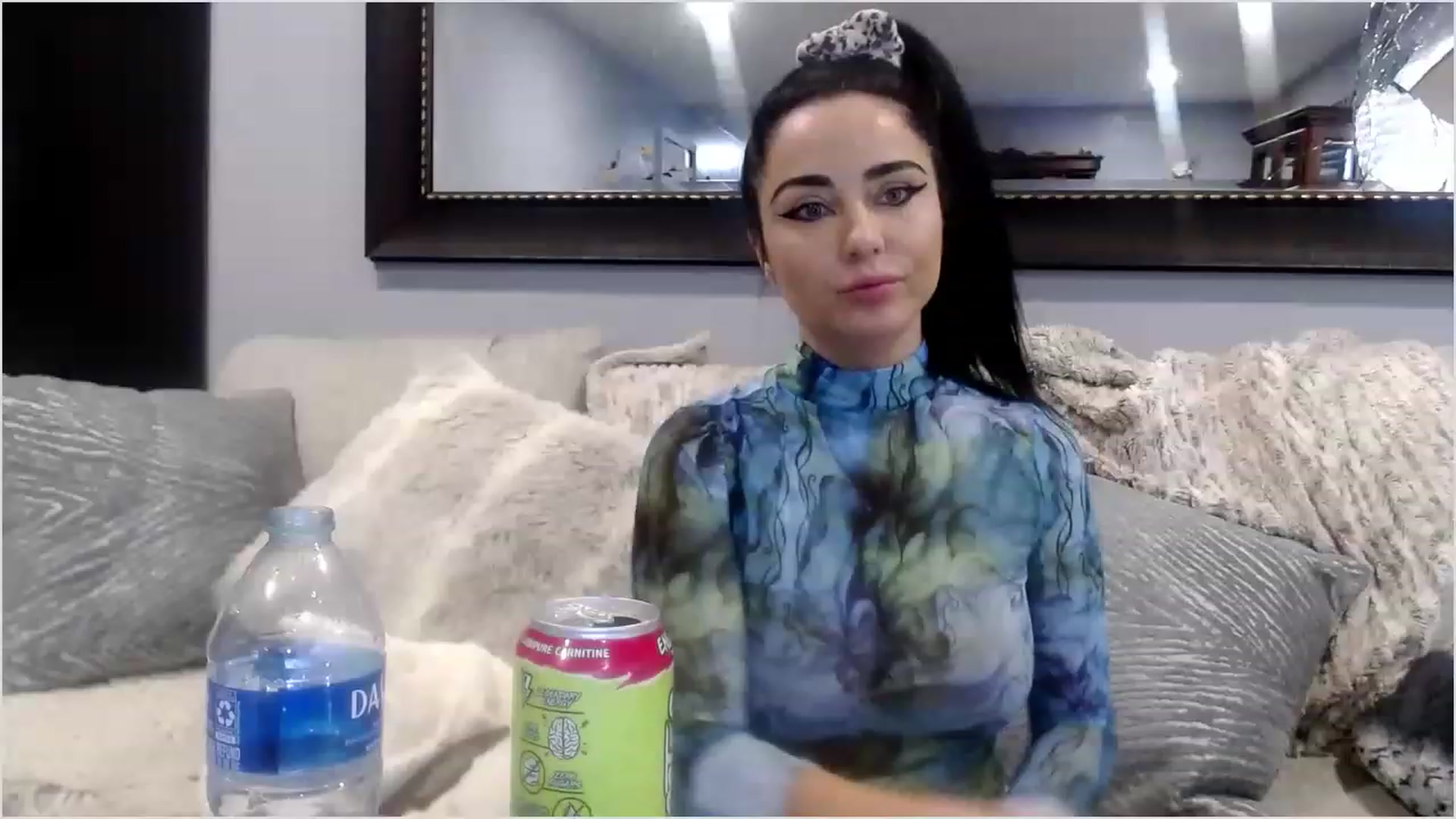 Gallery image thumbnail from Angel_baby124's myfreecams stream on, 03/15/2023, 17:24 image 17 of 20