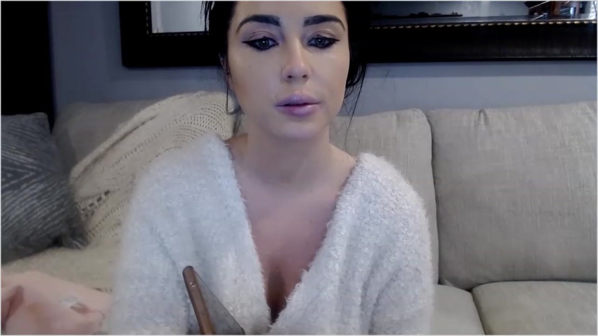 Gallery image thumbnail from Angel_baby124's myfreecams stream on, 03/21/2023, 16:42 image 20 of 20