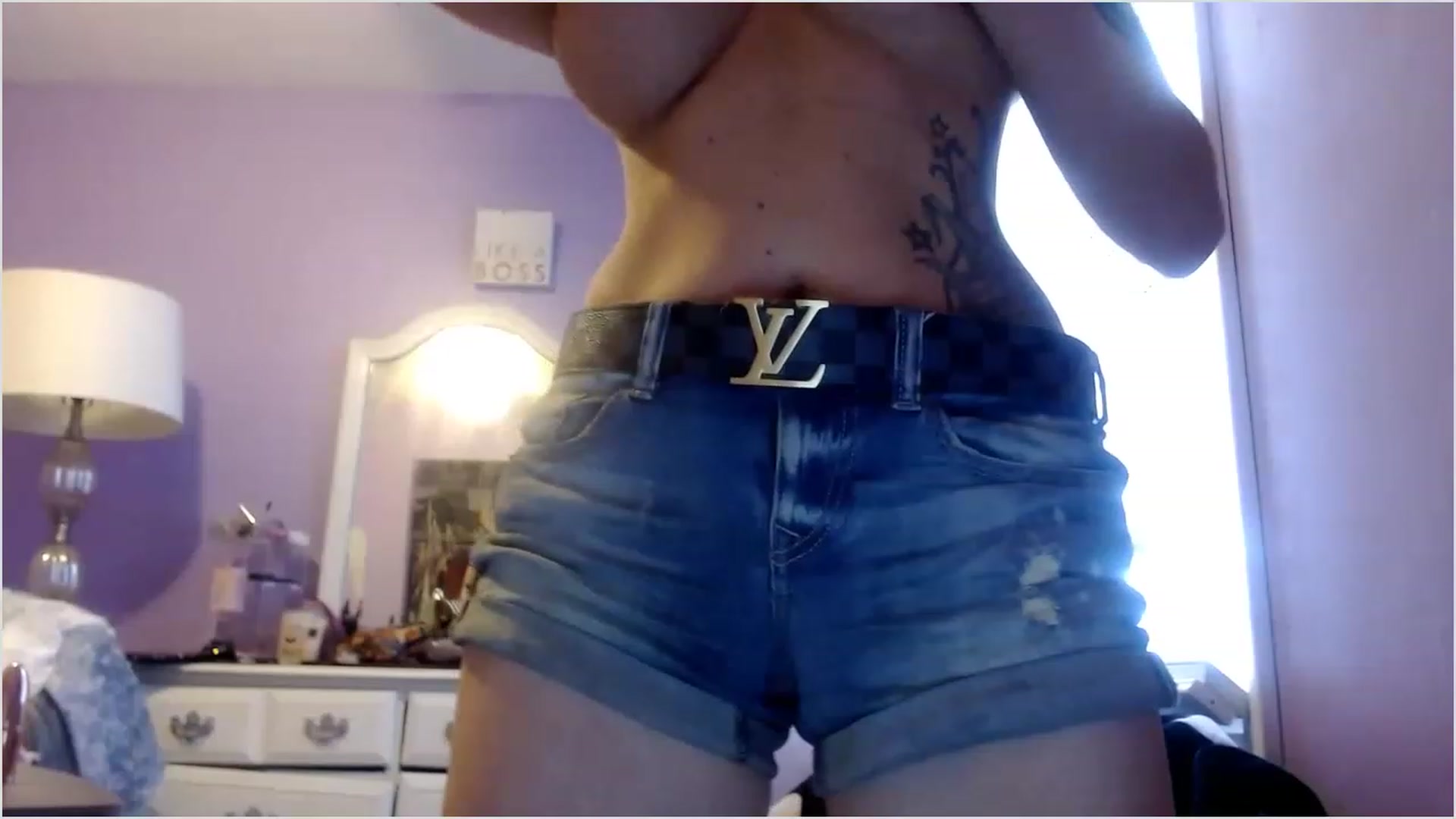 Gallery image thumbnail from Angel_baby124's myfreecams stream on, 04/02/2023, 18:21 image 15 of 20