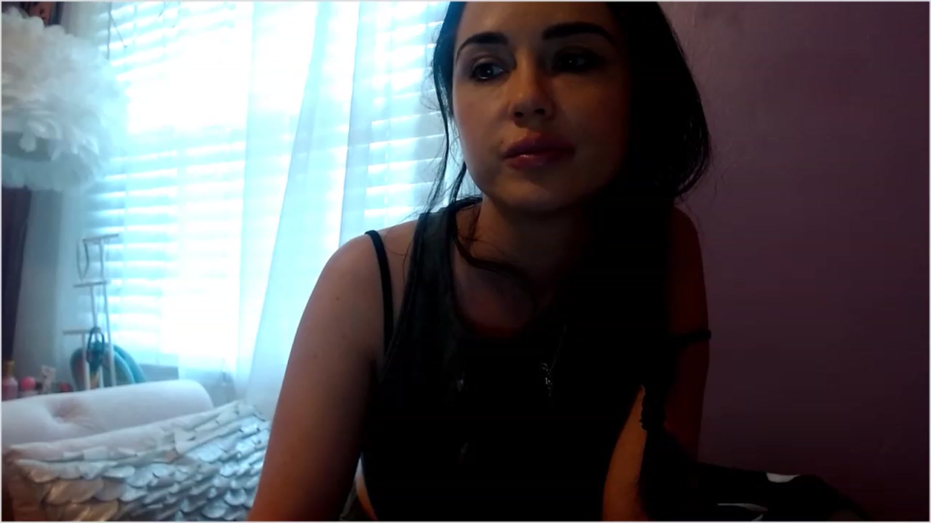 Gallery image thumbnail from Angel_baby124's myfreecams stream on, 04/30/2023, 18:45 image 5 of 20