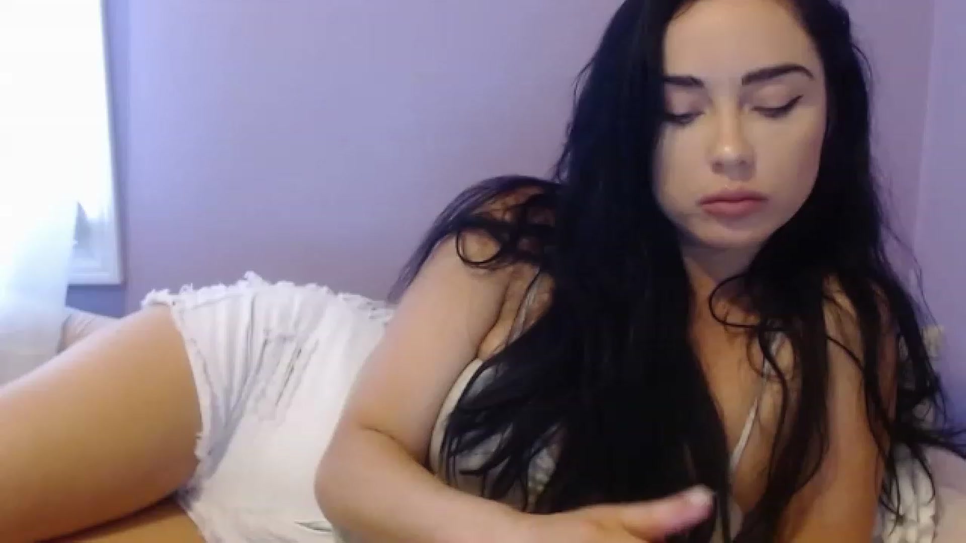 Gallery image thumbnail from Angel_baby124's myfreecams stream on, 06/04/2023, 18:42 image 13 of 20
