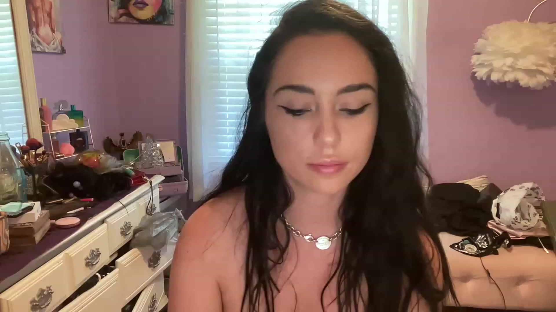Gallery image thumbnail from Angel_baby124's myfreecams stream on, 08/20/2023, 17:14 image 9 of 20