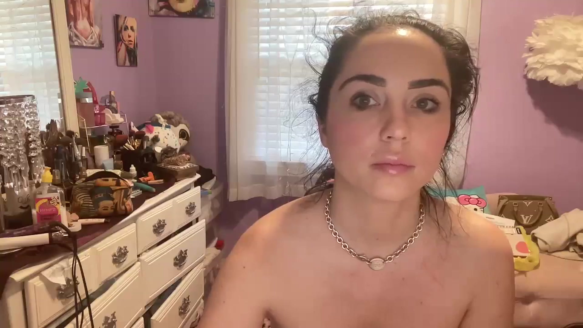 Gallery image thumbnail from Angel_baby124's myfreecams stream on, 11/17/2023, 17:42 image 2 of 20