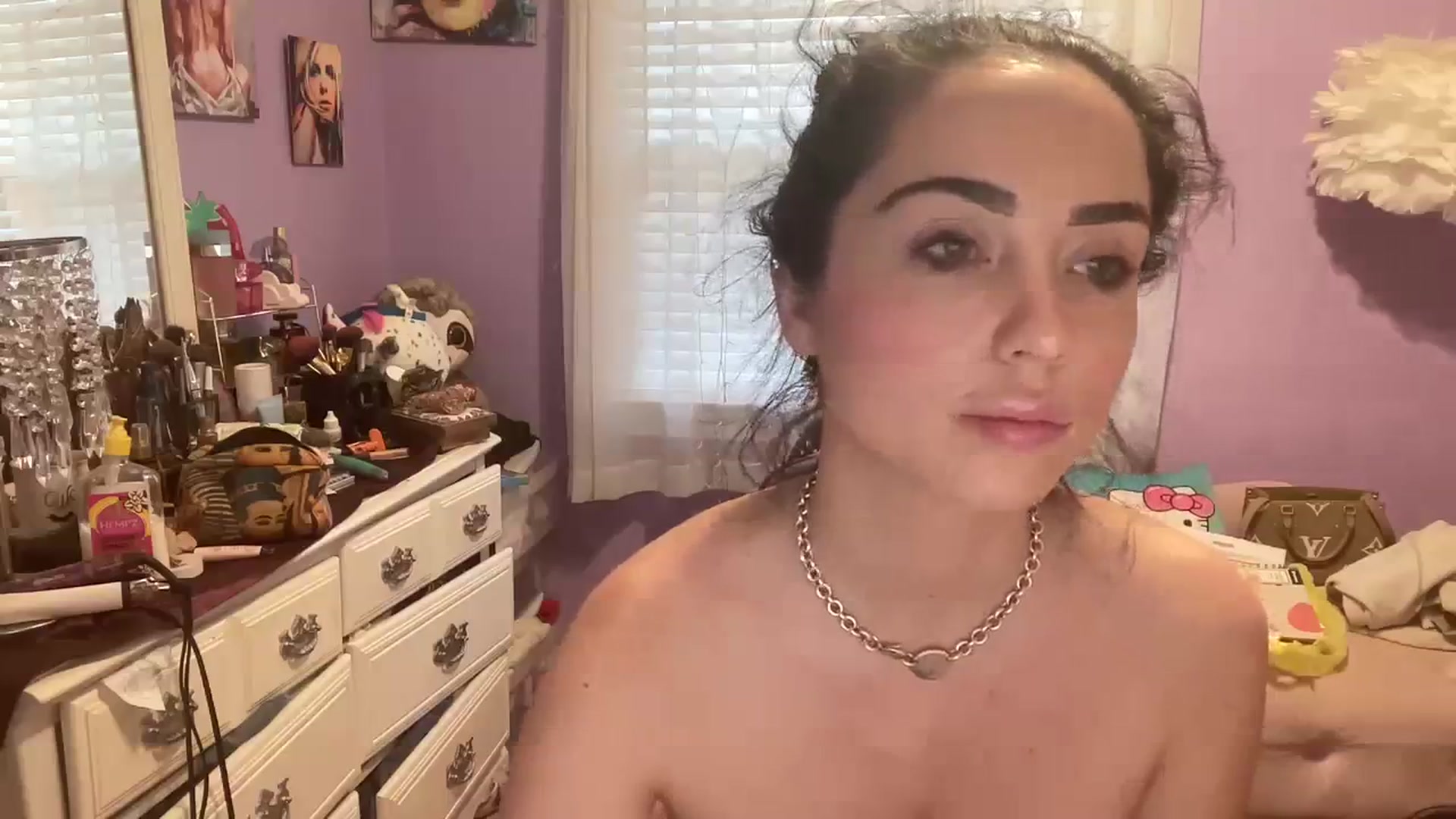 Gallery image thumbnail from Angel_baby124's myfreecams stream on, 11/17/2023, 17:42 image 5 of 20