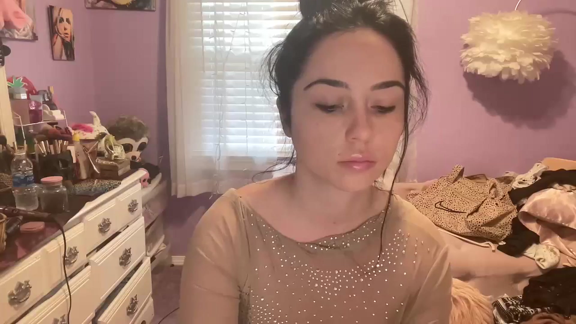 Gallery image thumbnail from Angel_baby124's myfreecams stream on, 12/22/2023, 15:32 image 9 of 20