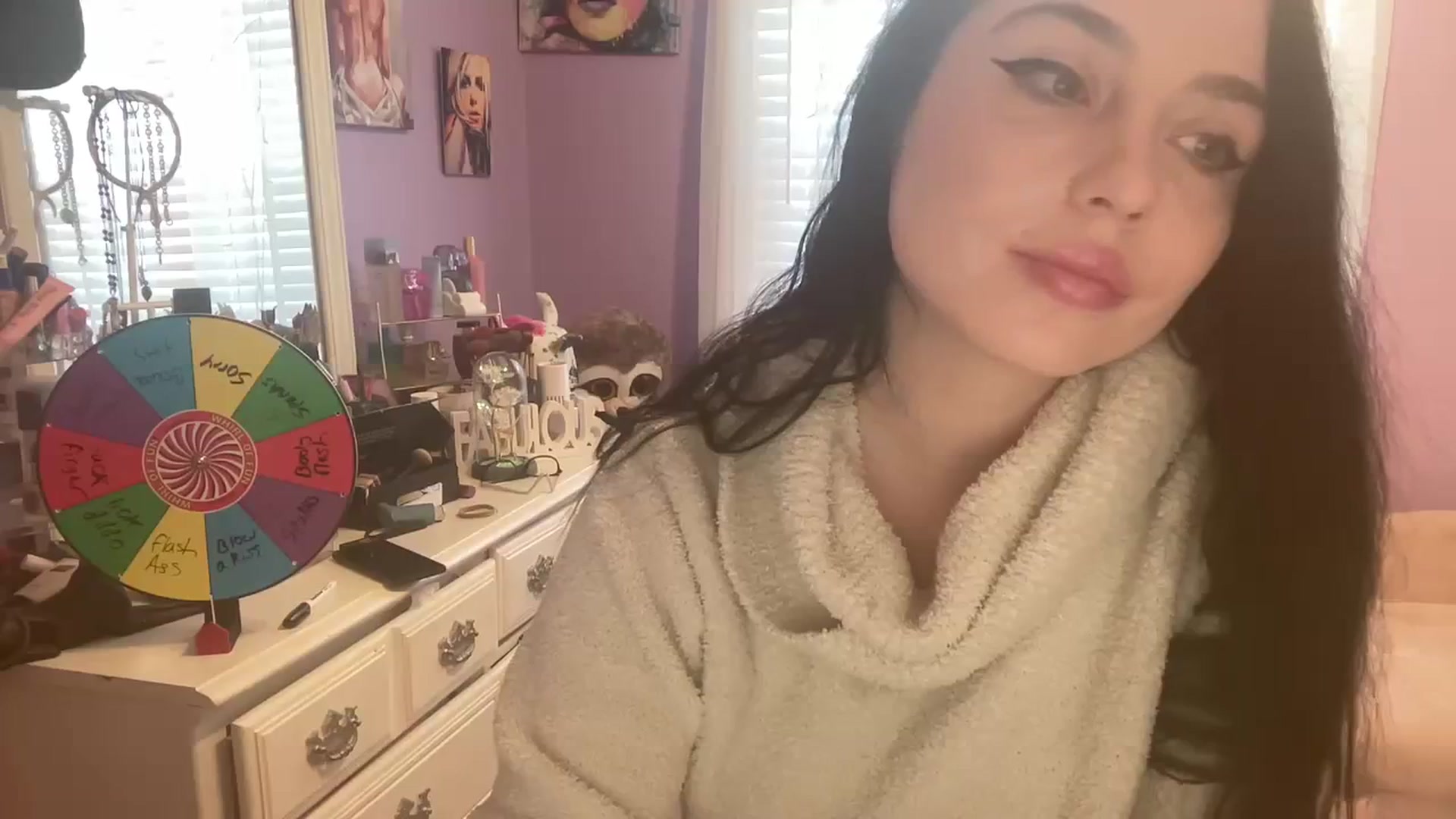 Gallery image thumbnail from Angel_baby124's myfreecams stream on, 01/17/2024, 14:57 image 14 of 20