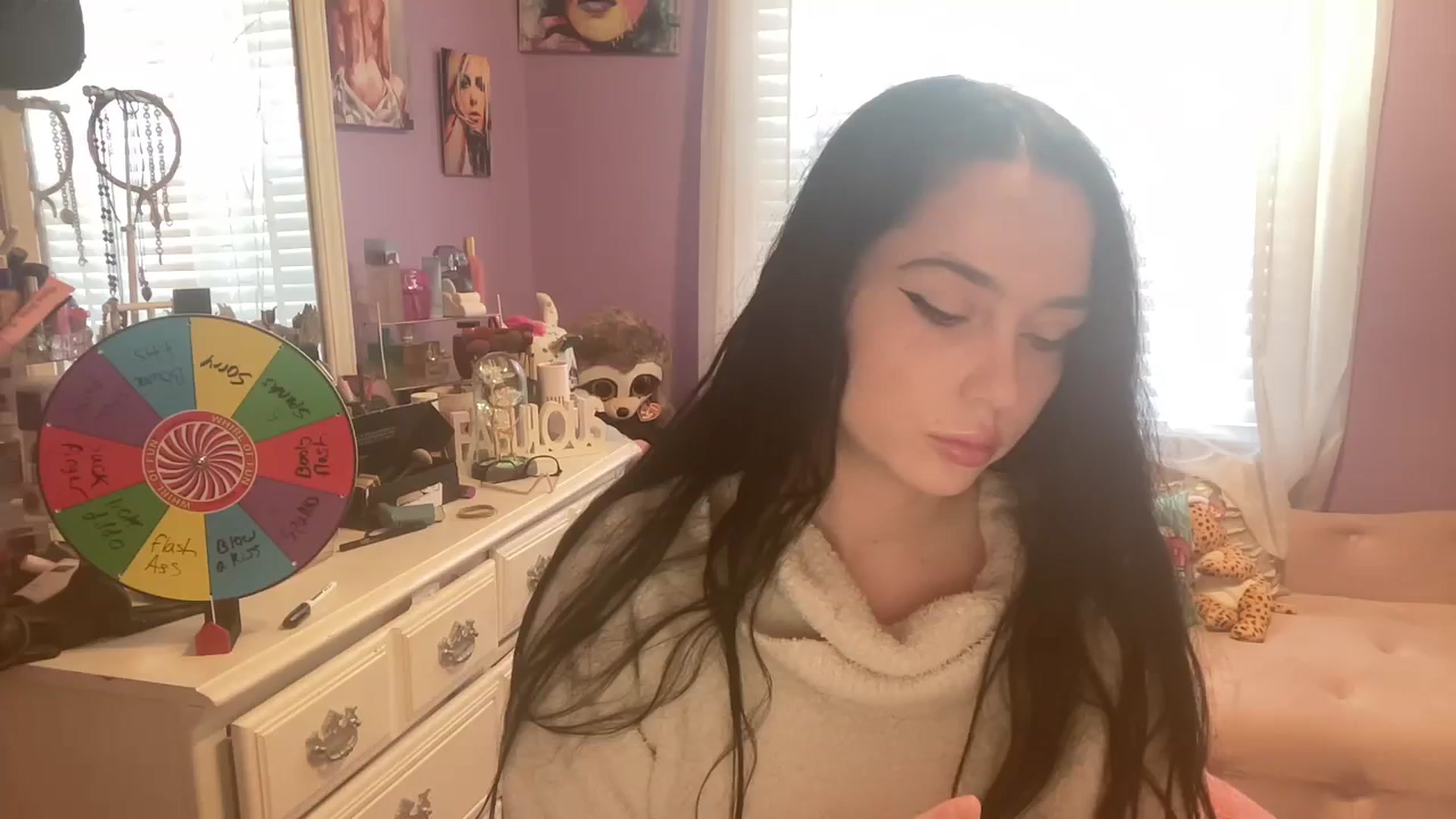 Gallery image thumbnail from Angel_baby124's myfreecams stream on, 01/17/2024, 14:57 image 16 of 20