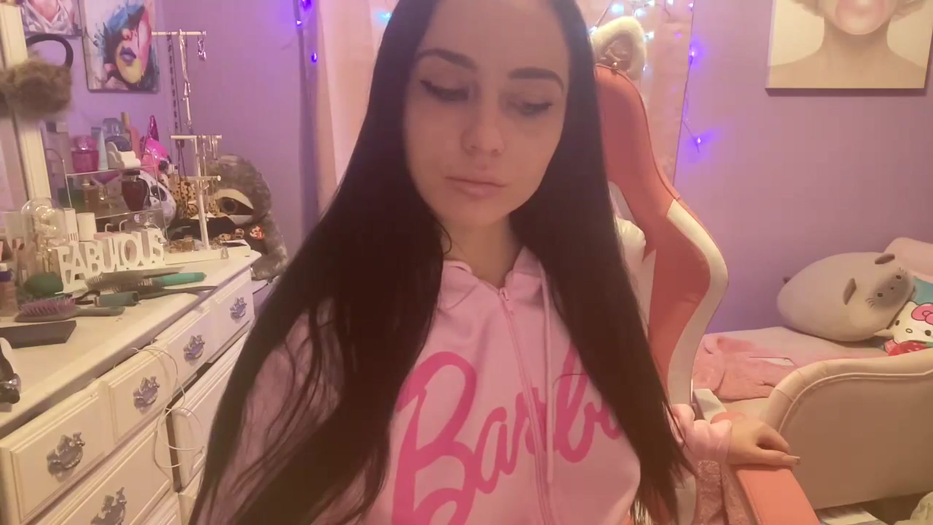 Gallery image thumbnail from Angel_baby124's myfreecams stream on, 02/22/2024, 14:55 image 9 of 20