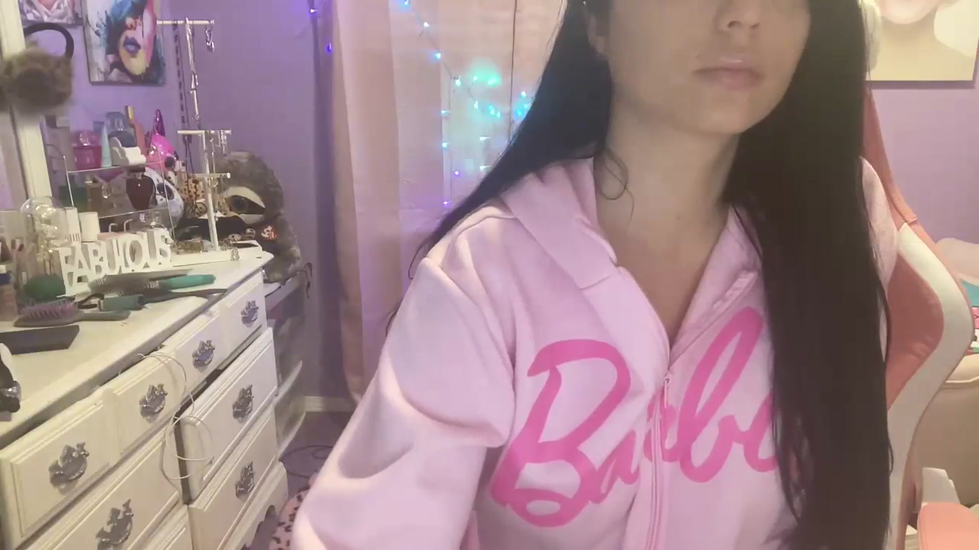 Gallery image thumbnail from Angel_baby124's myfreecams stream on, 02/22/2024, 14:55 image 15 of 20