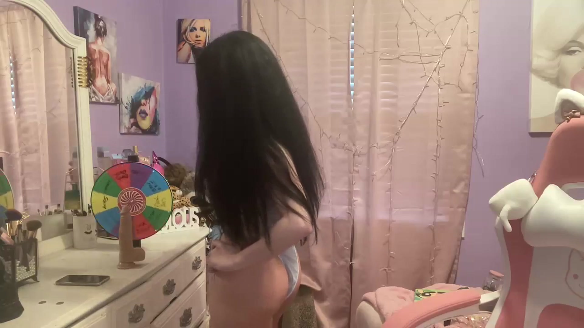 Gallery image thumbnail from Angel_baby124's myfreecams stream on, 02/28/2024, 19:40 image 4 of 20