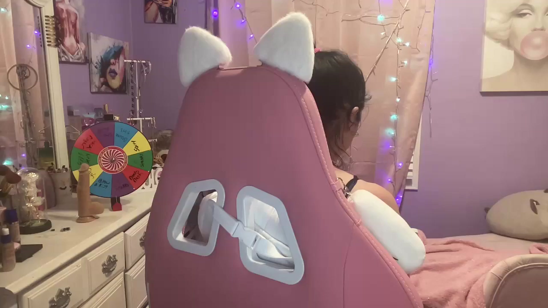 Gallery image thumbnail from Angel_baby124's myfreecams stream on, 03/03/2024, 02:57 image 1 of 20