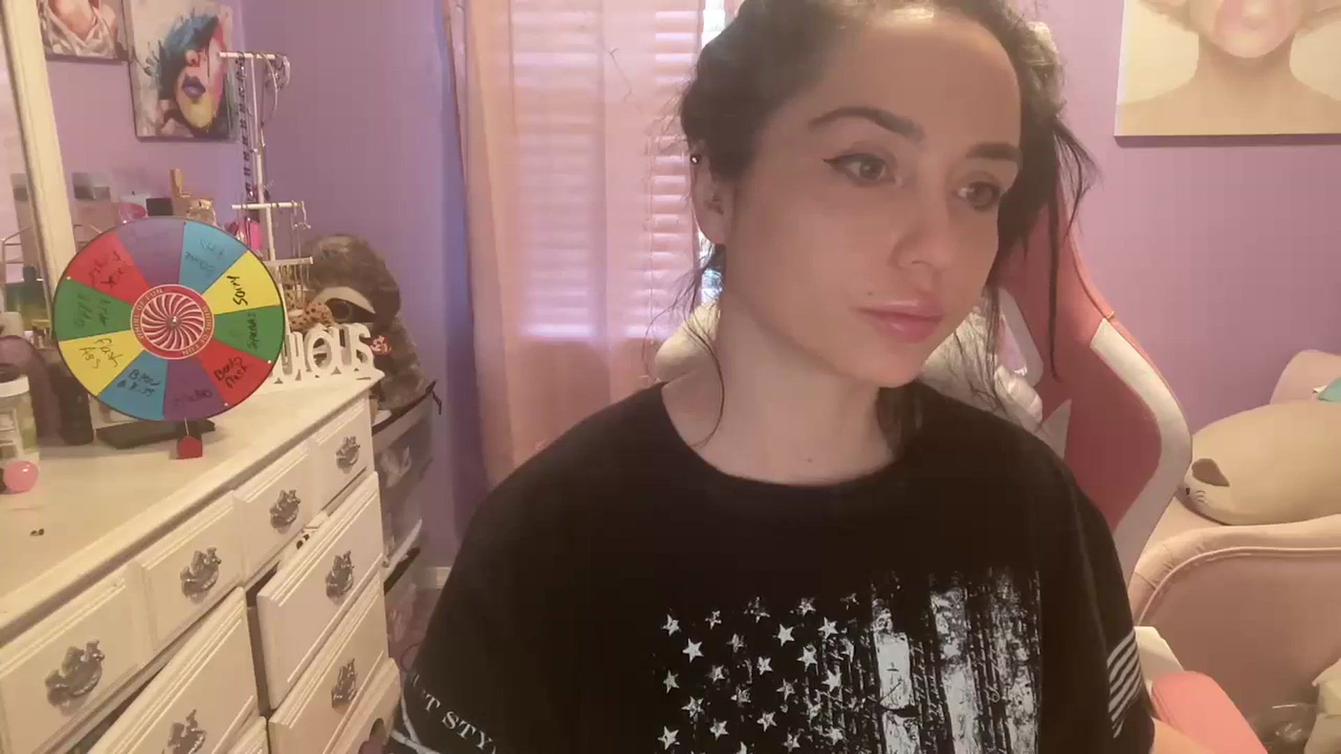 Gallery image thumbnail from Angel_baby124's myfreecams stream on, 03/12/2024, 15:49 image 13 of 20