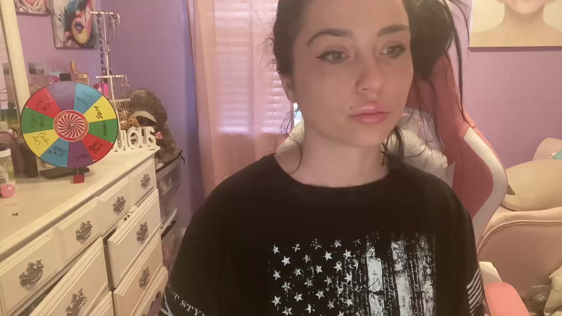 Gallery image thumbnail from Angel_baby124's myfreecams stream on, 03/12/2024, 15:49 image 6 of 20