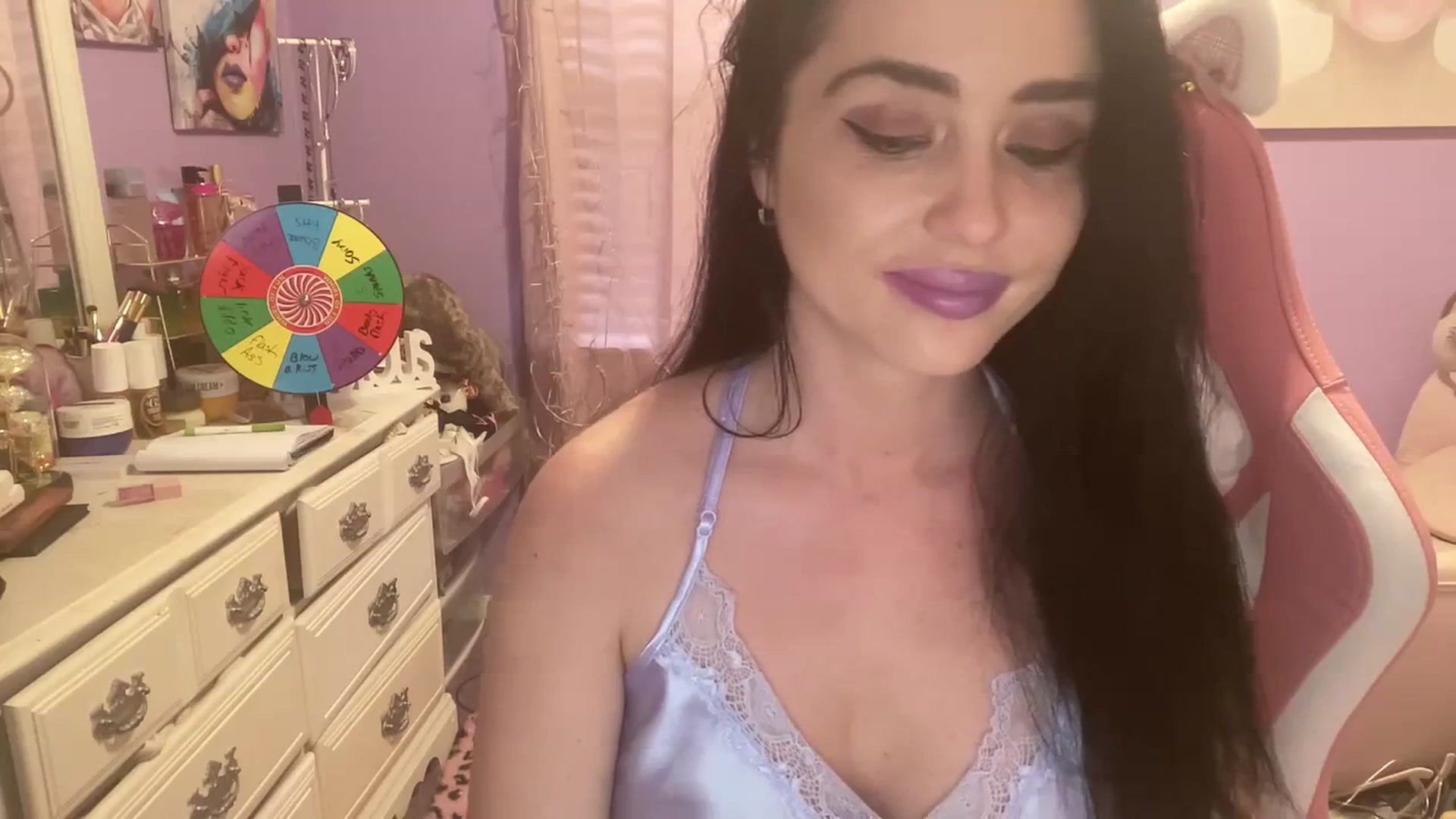 Gallery image thumbnail from Angel_baby124's myfreecams stream on, 03/23/2024, 20:44 image 5 of 20