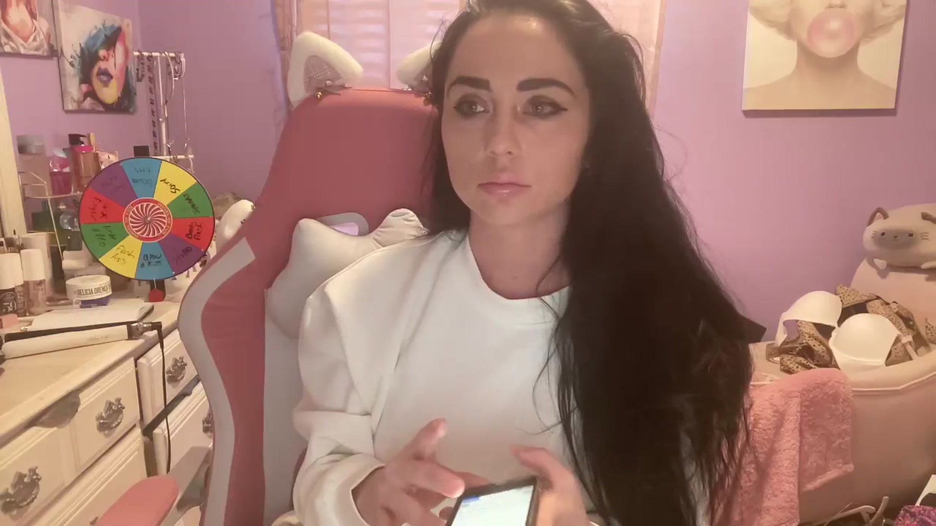 Gallery image thumbnail from Angel_baby124's myfreecams stream on, 03/25/2024, 14:33 image 3 of 20
