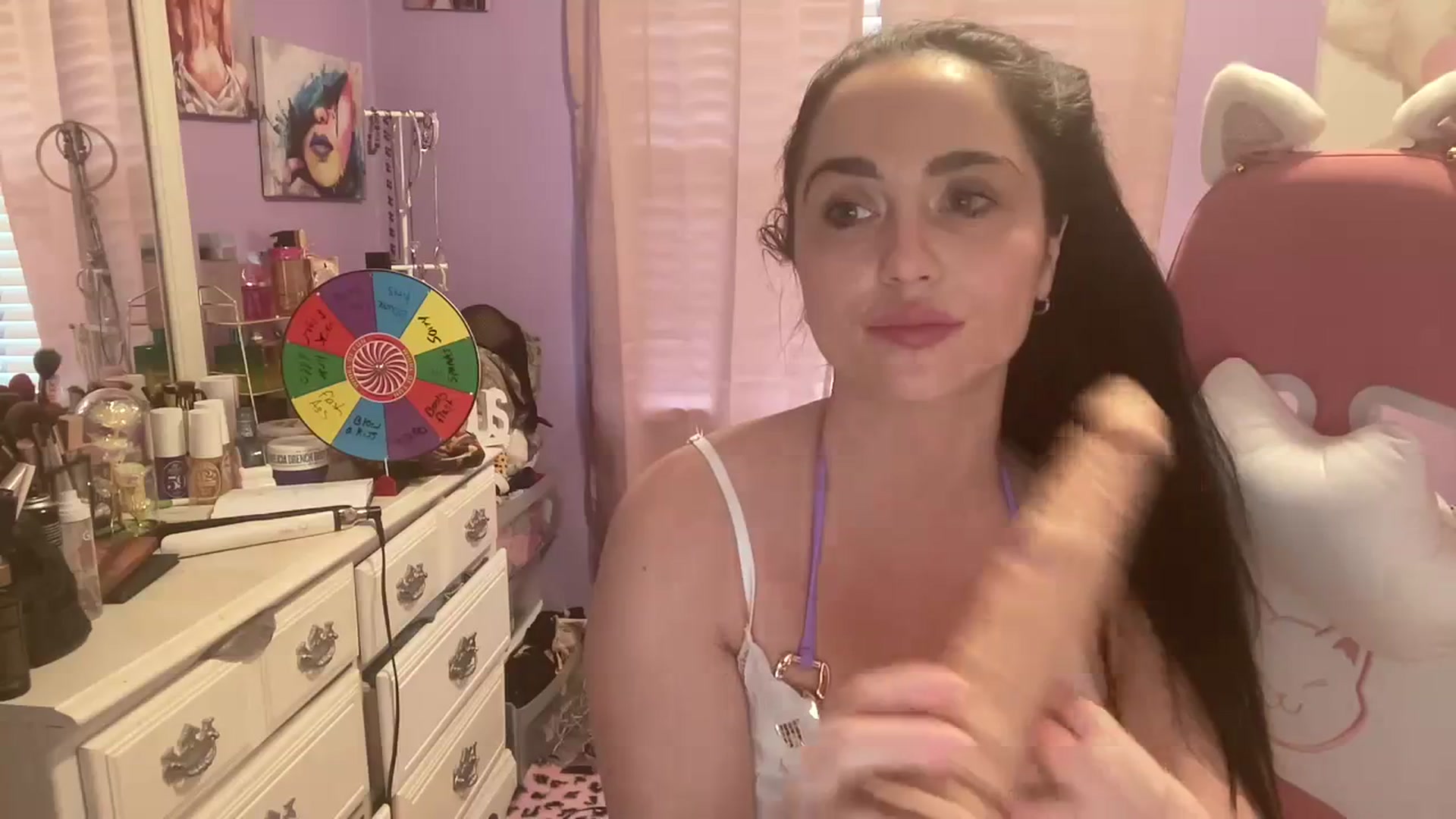 Gallery image thumbnail from Angel_baby124's myfreecams stream on, 03/26/2024, 18:01 image 18 of 20