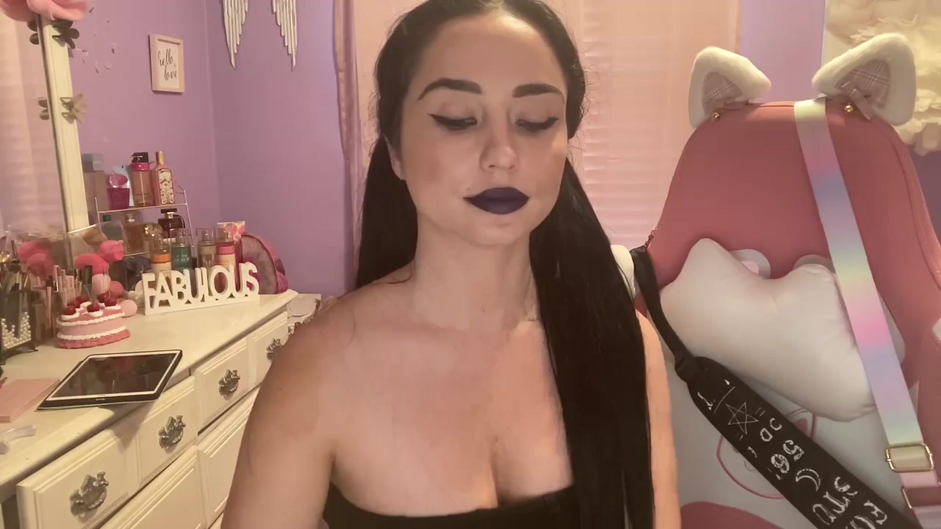 Gallery image thumbnail from Angel_baby124's myfreecams stream on, 07/07/2024, 17:03 image 13 of 20