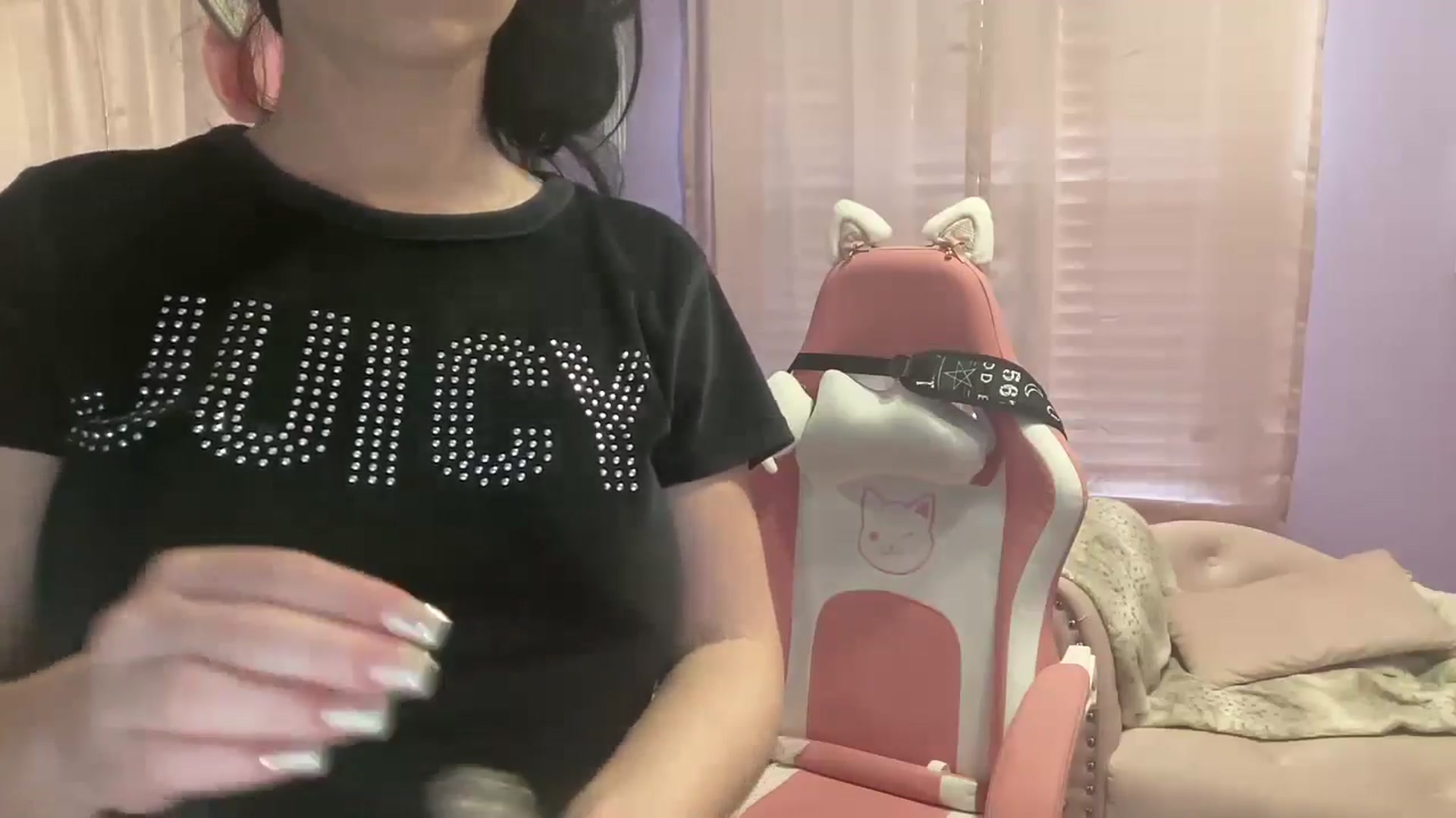 Gallery image thumbnail from Angel_baby124's myfreecams stream on, 07/10/2024, 16:29 image 4 of 20