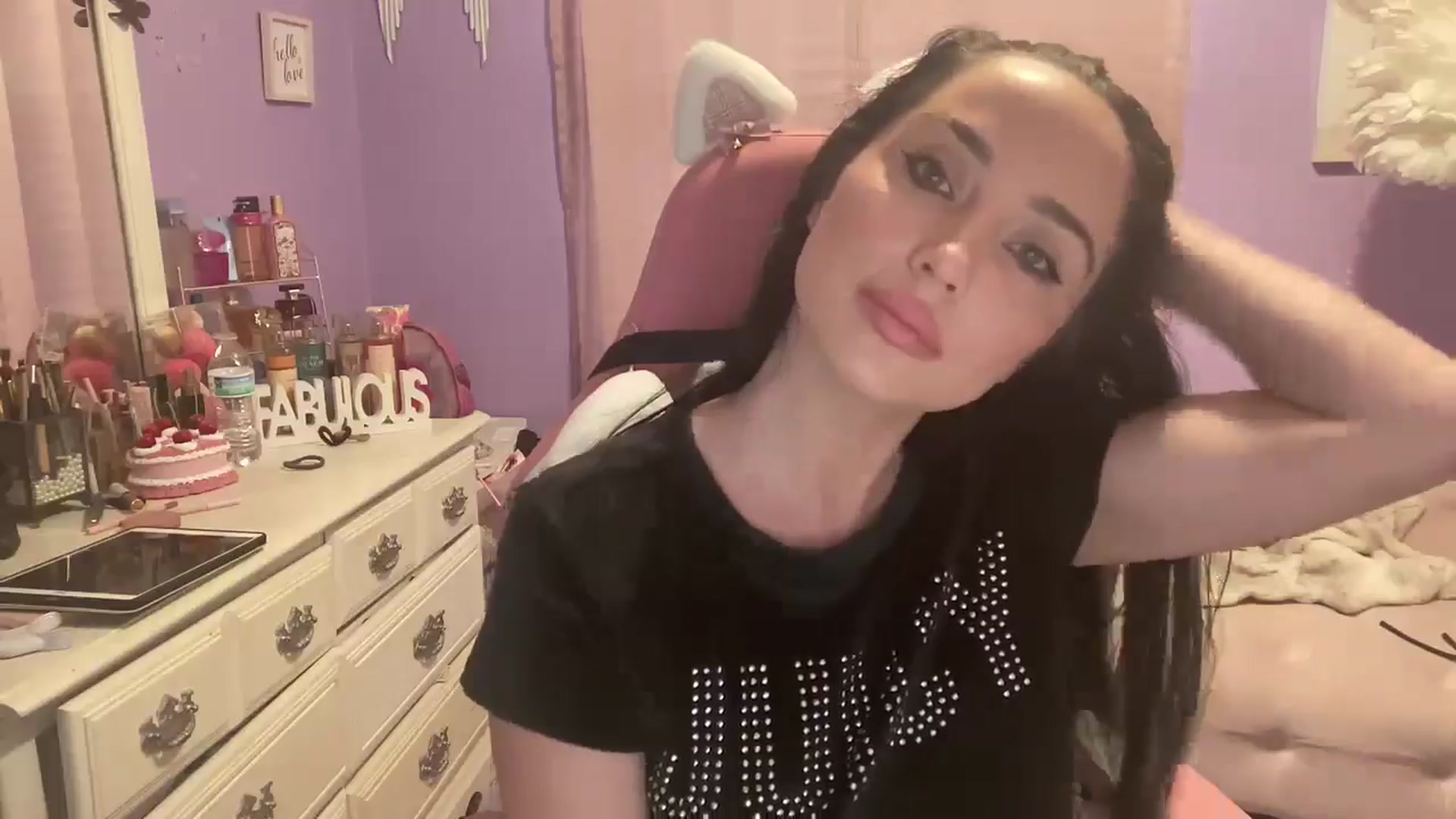 Gallery image thumbnail from Angel_baby124's myfreecams stream on, 07/10/2024, 16:29 image 14 of 20