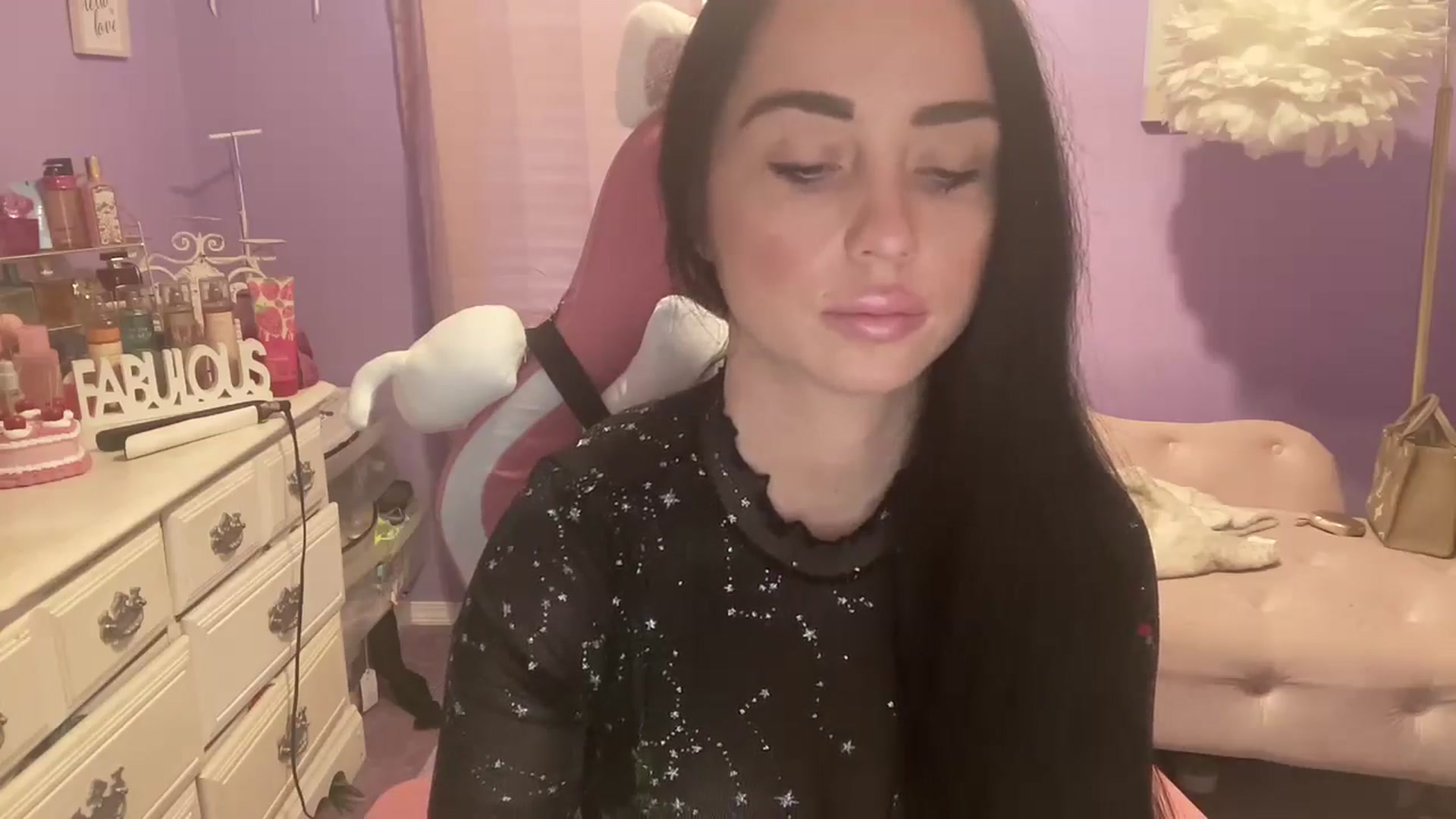 Gallery image thumbnail from Angel_baby124's myfreecams stream on, 07/19/2024, 15:20 image 2 of 20