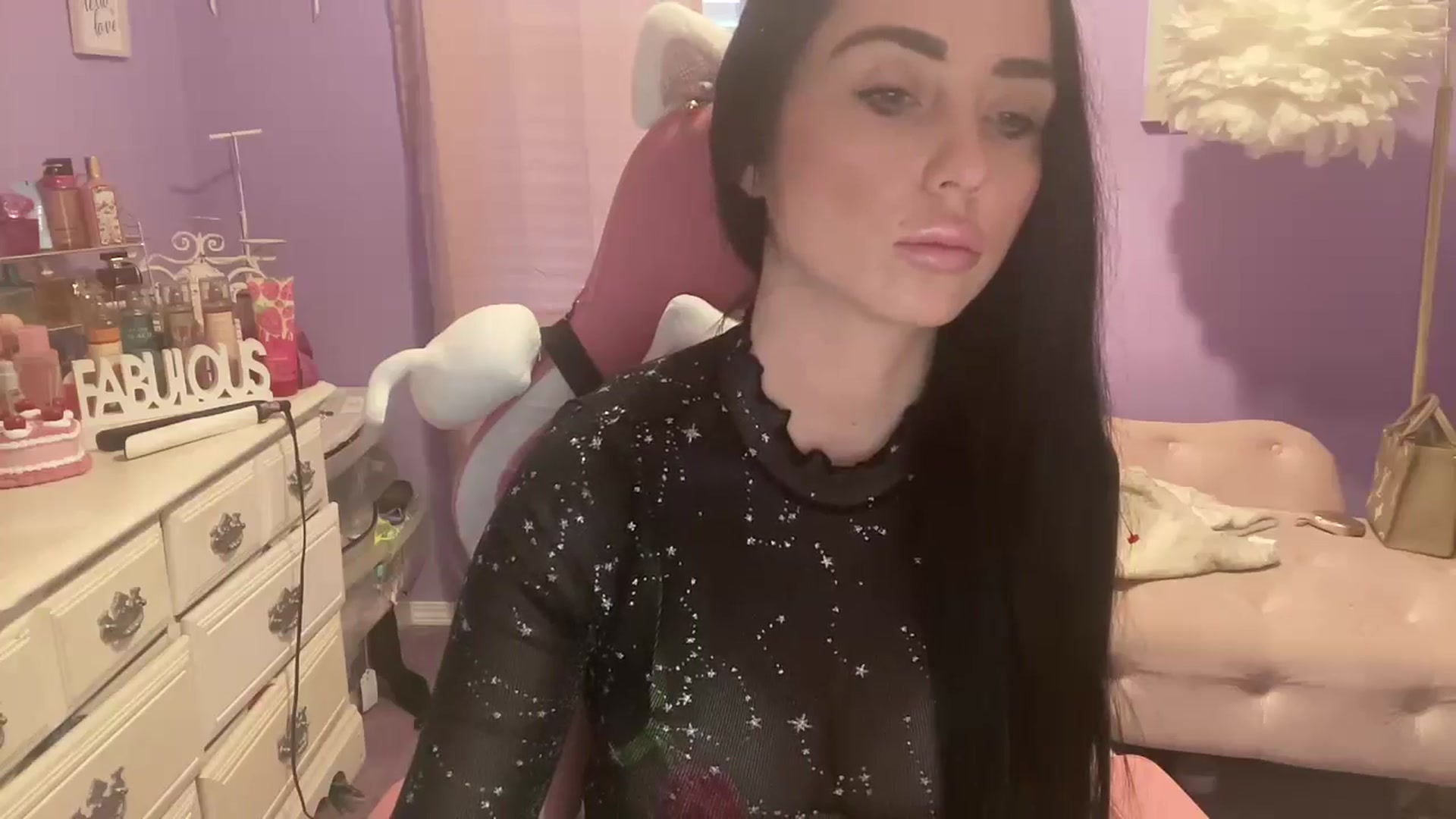 Gallery image thumbnail from Angel_baby124's myfreecams stream on, 07/19/2024, 15:20 image 4 of 20