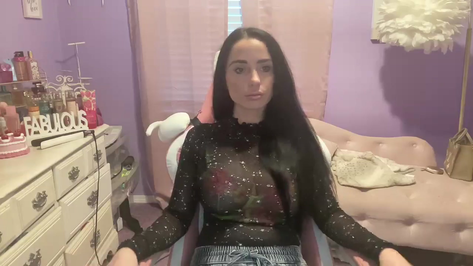 Gallery image thumbnail from Angel_baby124's myfreecams stream on, 07/19/2024, 15:20 image 8 of 20