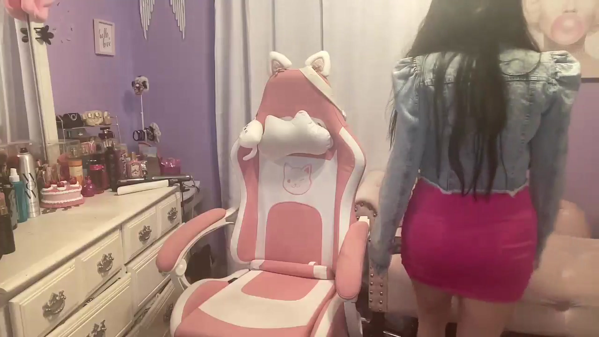 Gallery image thumbnail from Angel_baby124's myfreecams stream on, 09/08/2024, 16:59 image 20 of 20