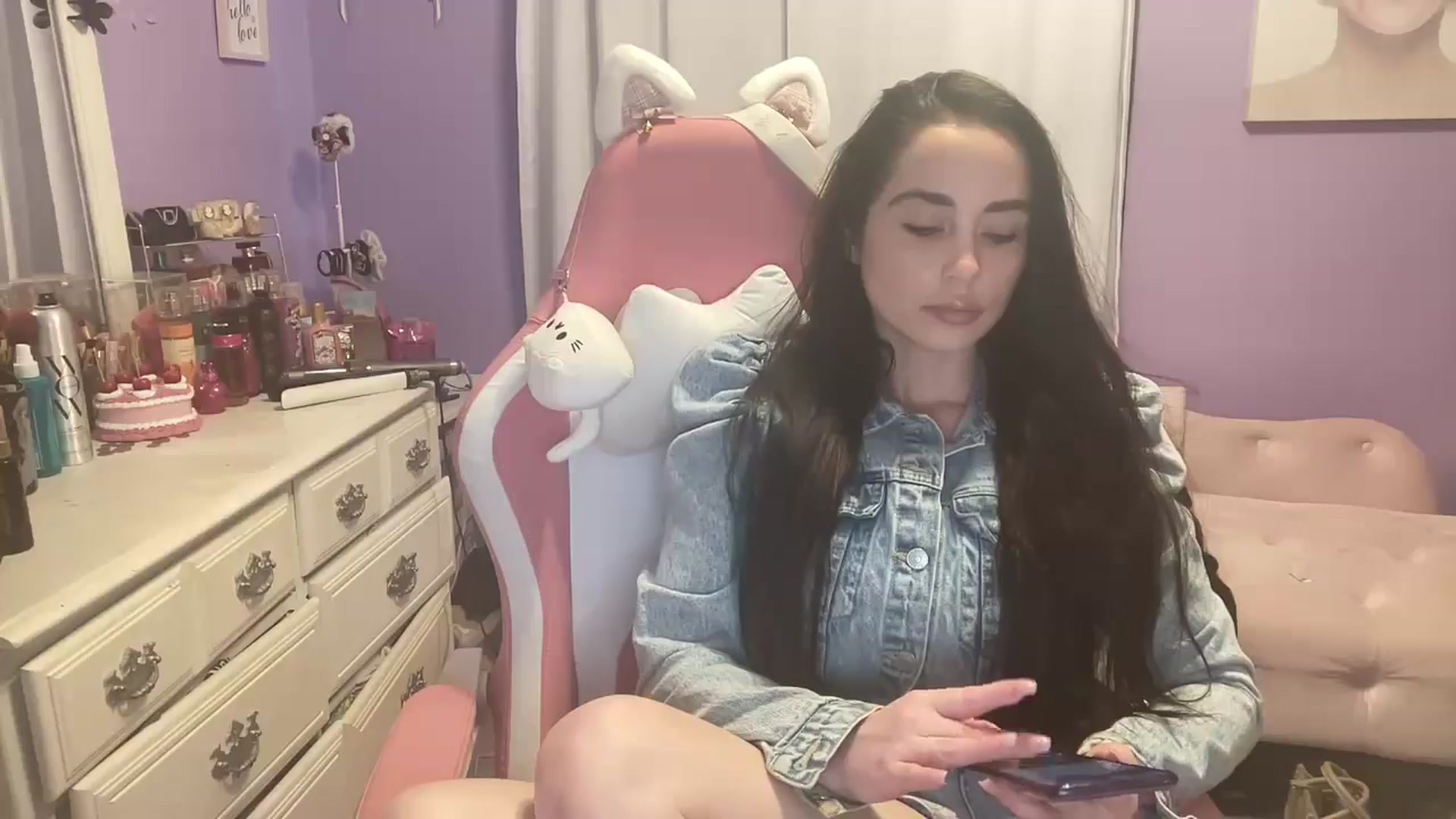 Gallery image thumbnail from Angel_baby124's myfreecams stream on, 09/08/2024, 16:59 image 16 of 20