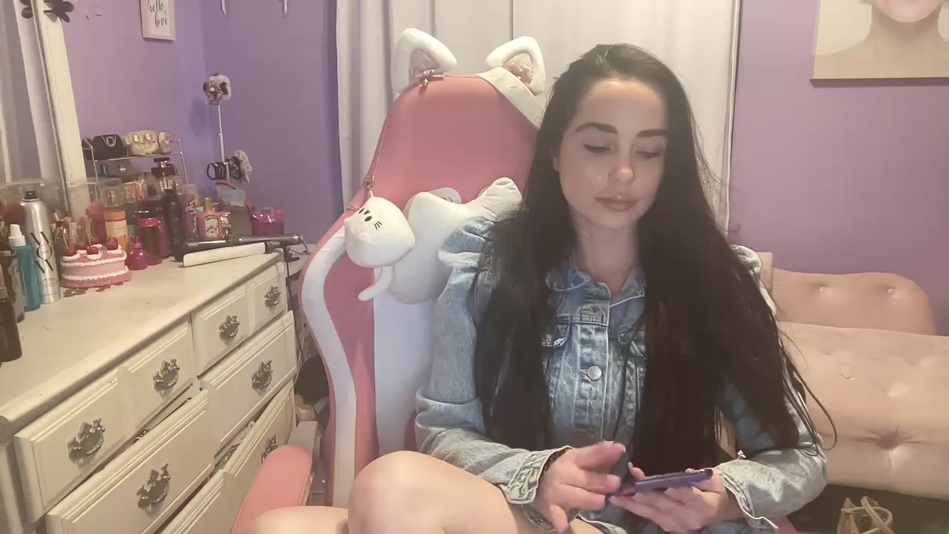 Gallery image thumbnail from Angel_baby124's myfreecams stream on, 09/08/2024, 16:59 image 15 of 20
