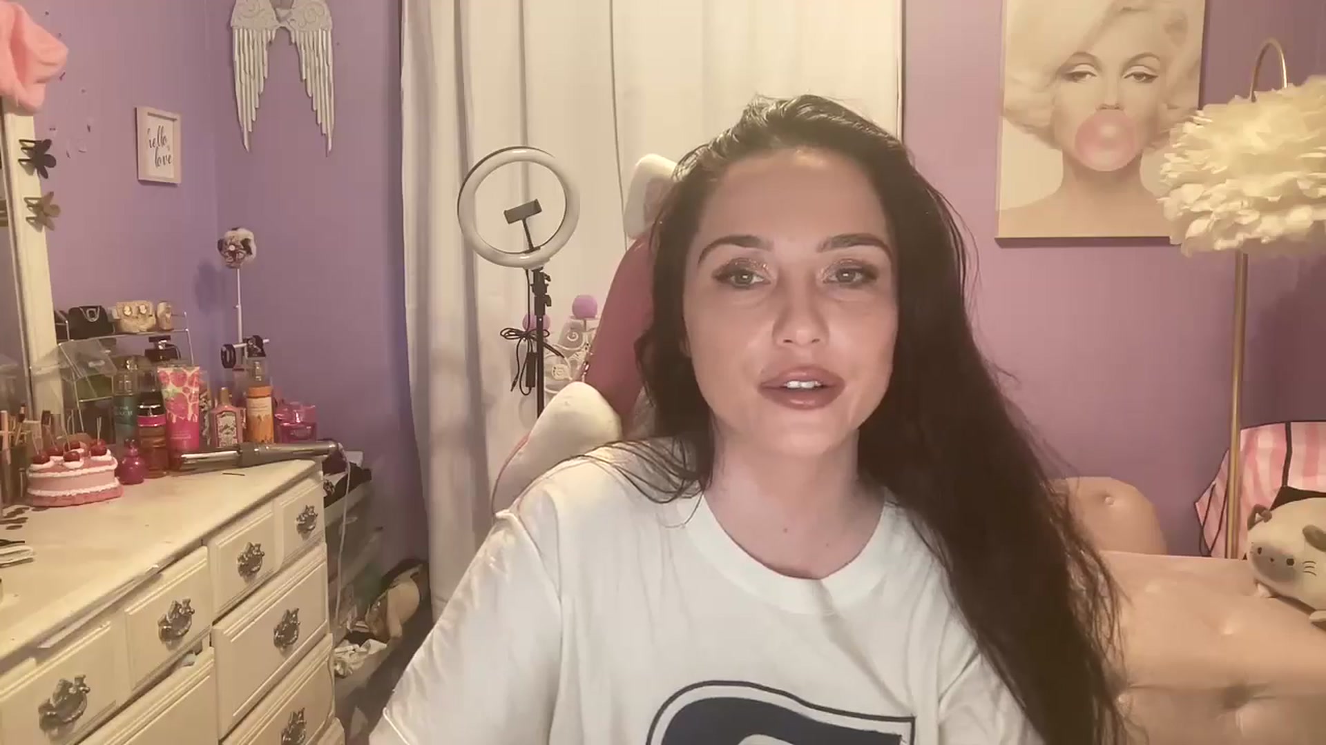 Gallery image thumbnail from Angel_baby124's myfreecams stream on, 09/21/2024, 18:13 image 11 of 20