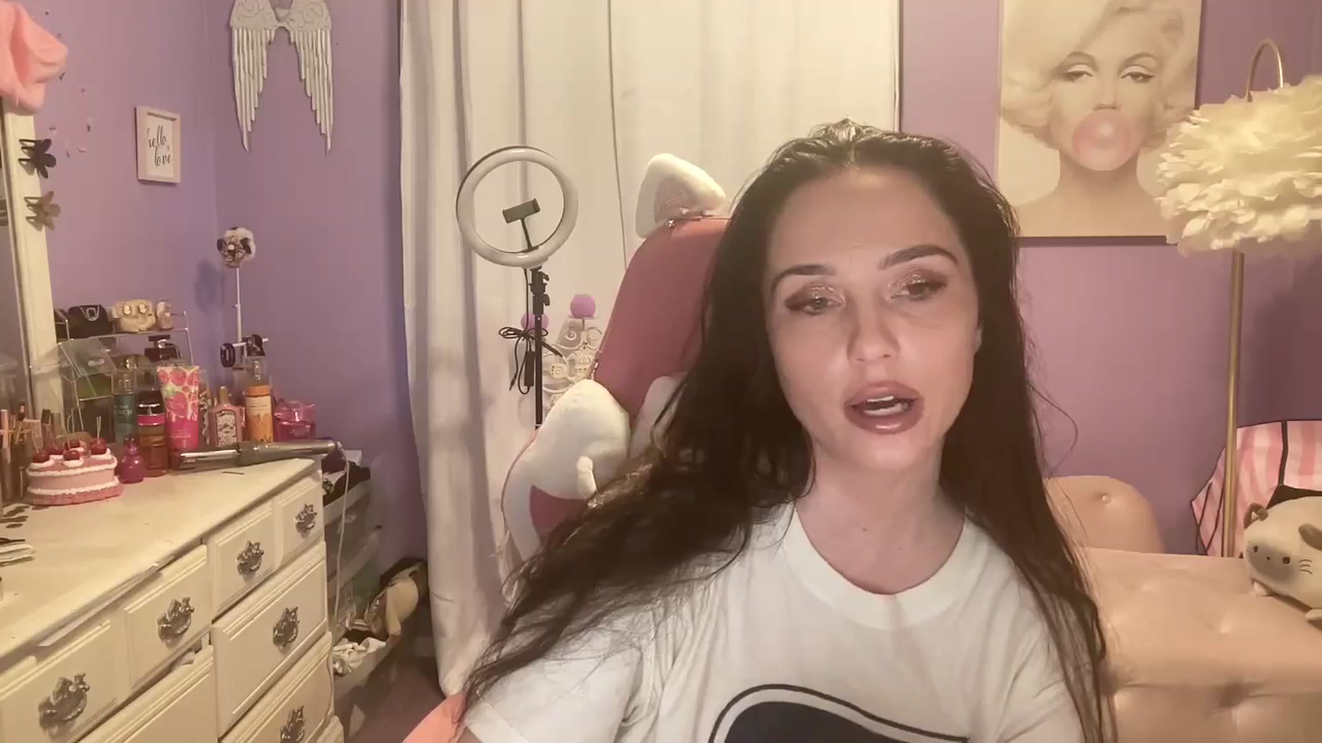 Gallery image thumbnail from Angel_baby124's myfreecams stream on, 09/21/2024, 18:13 image 10 of 20