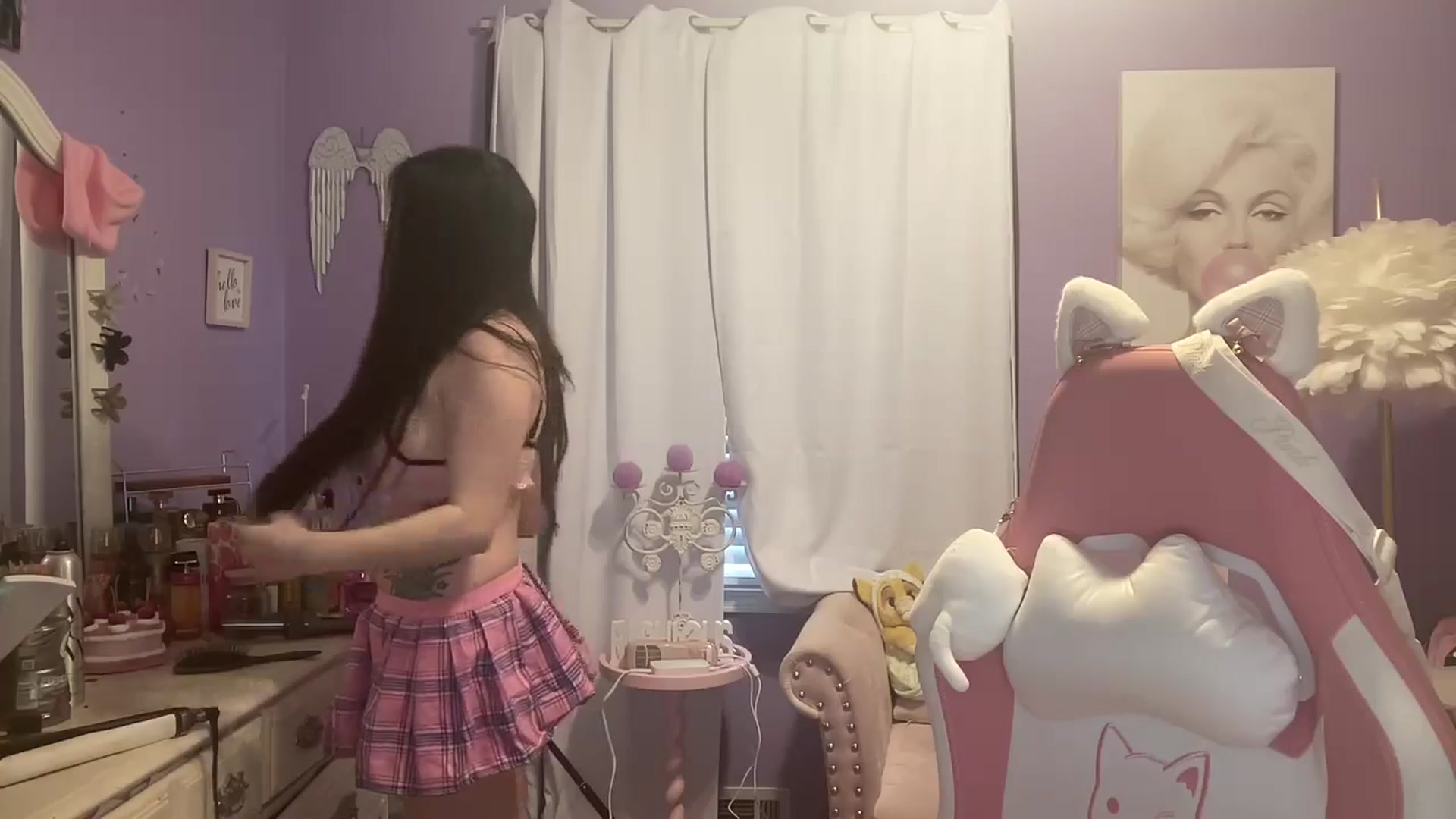 Gallery image thumbnail from Angel_baby124's myfreecams stream on, 10/24/2024, 15:11 image 4 of 20