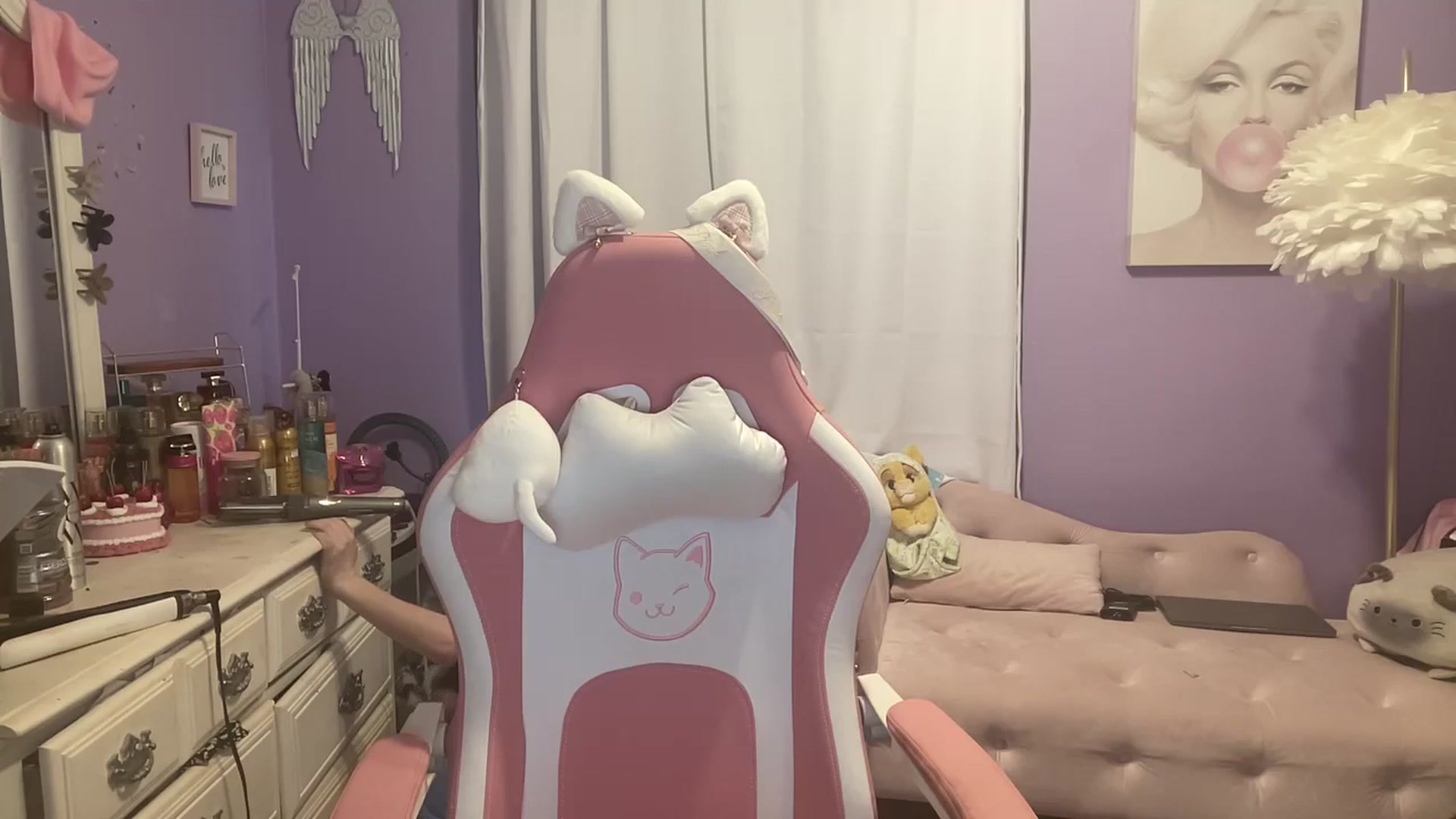 Gallery image thumbnail from Angel_baby124's myfreecams stream on, 10/24/2024, 15:11 image 2 of 20