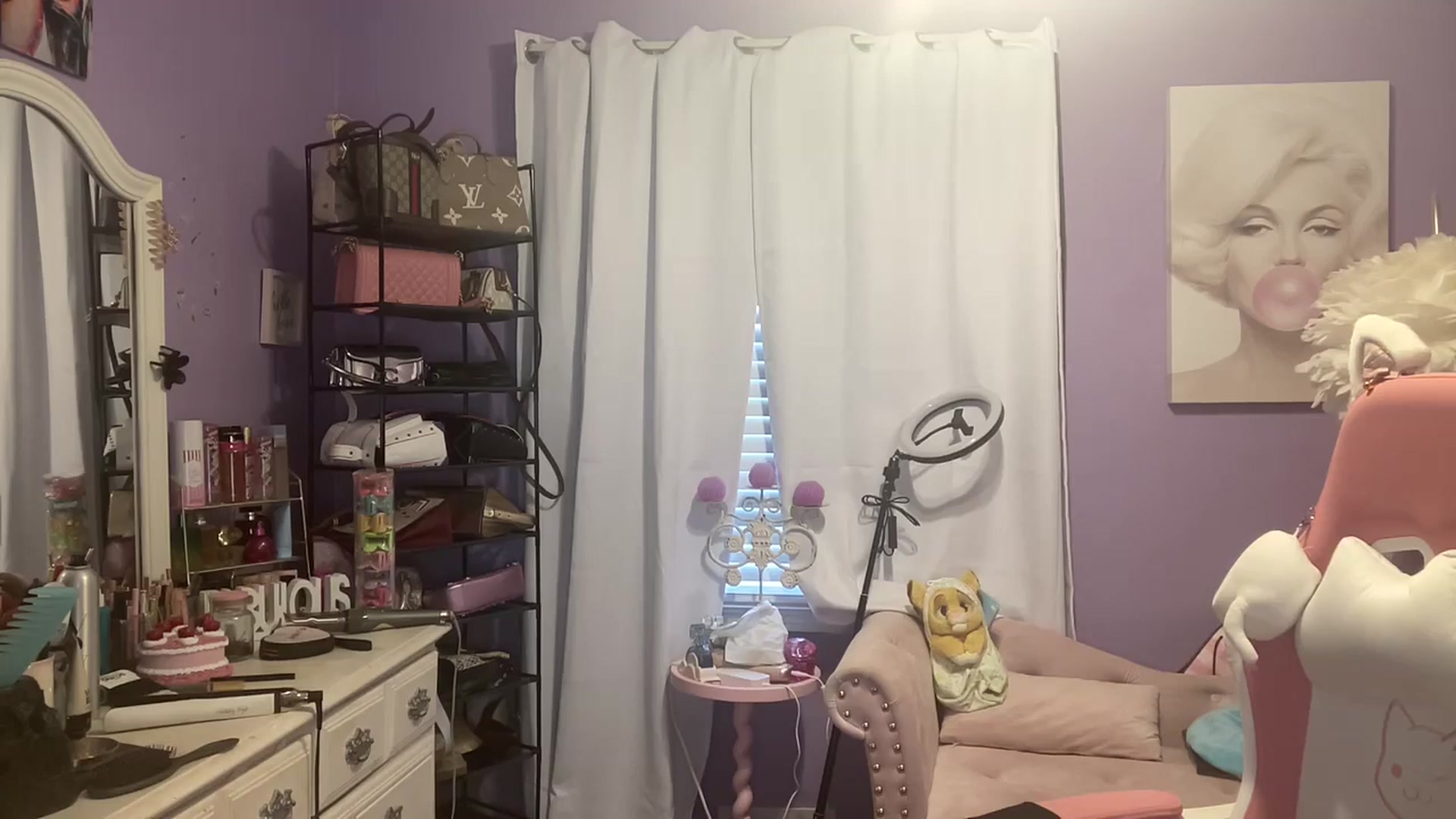 Gallery image thumbnail from Angel_baby124's myfreecams stream on, 10/27/2024, 20:20 image 3 of 20