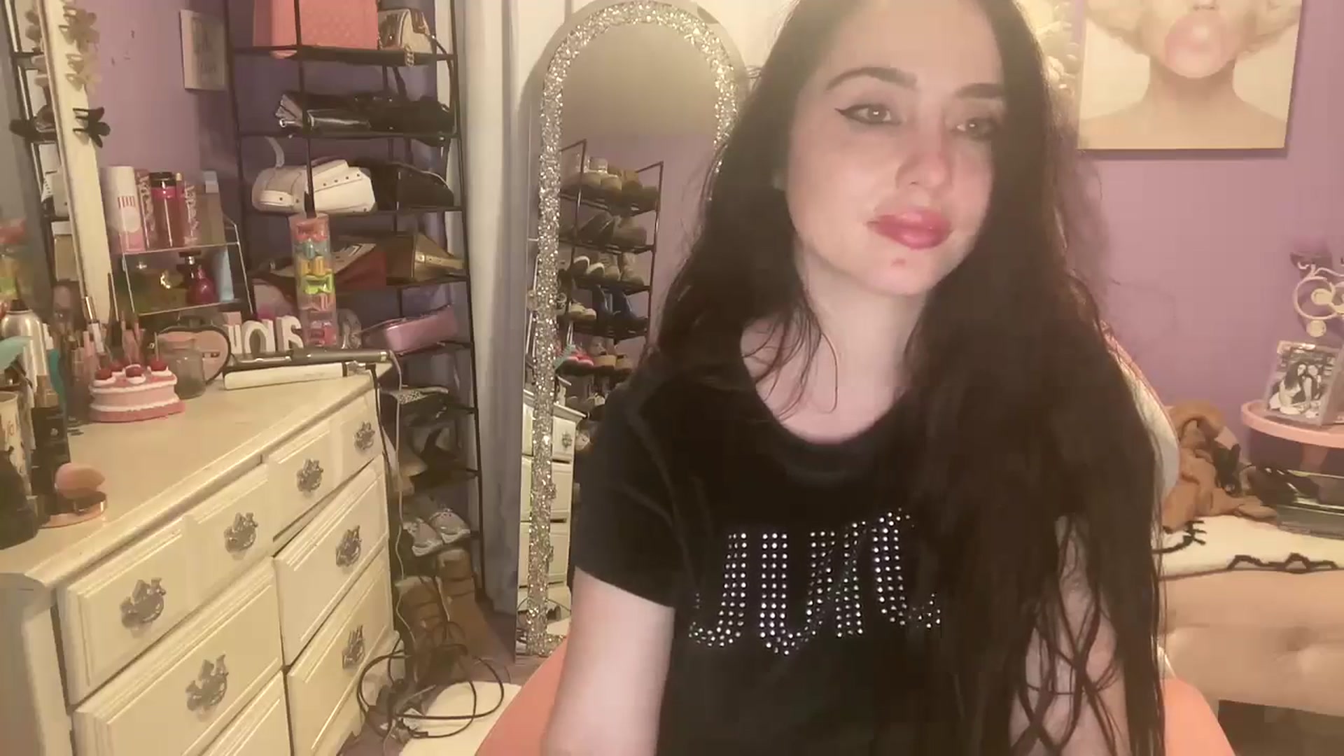 Gallery image thumbnail from Angel_baby124's myfreecams stream on, 10/29/2024, 15:50 image 4 of 20