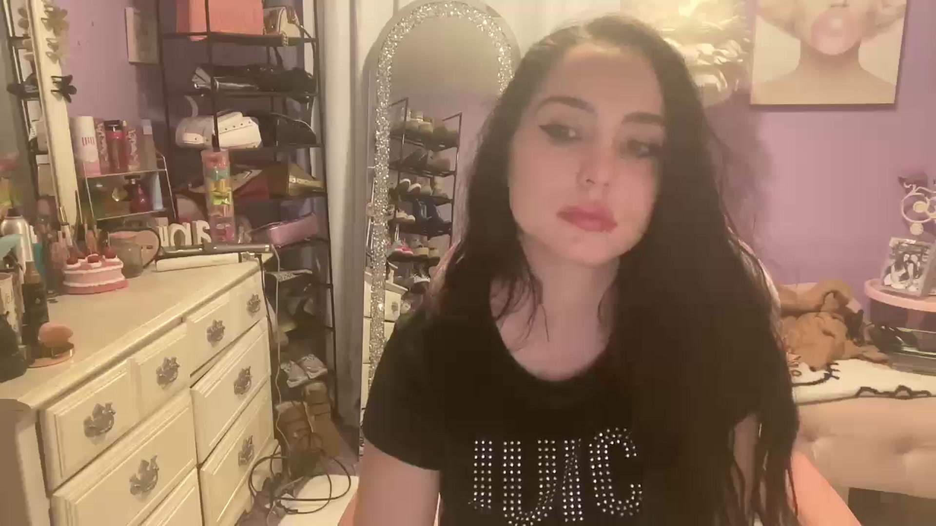Gallery image thumbnail from Angel_baby124's myfreecams stream on, 10/29/2024, 15:50 image 2 of 20