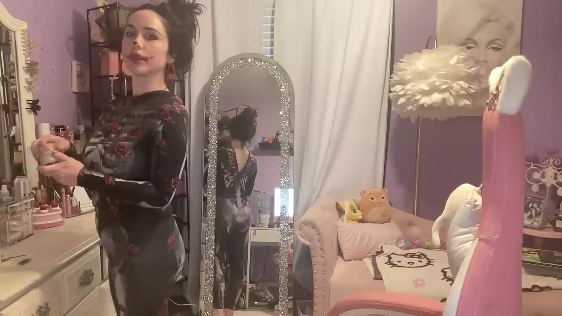 Gallery image thumbnail from Angel_baby124's myfreecams stream on, 10/31/2024, 20:11 image 6 of 20