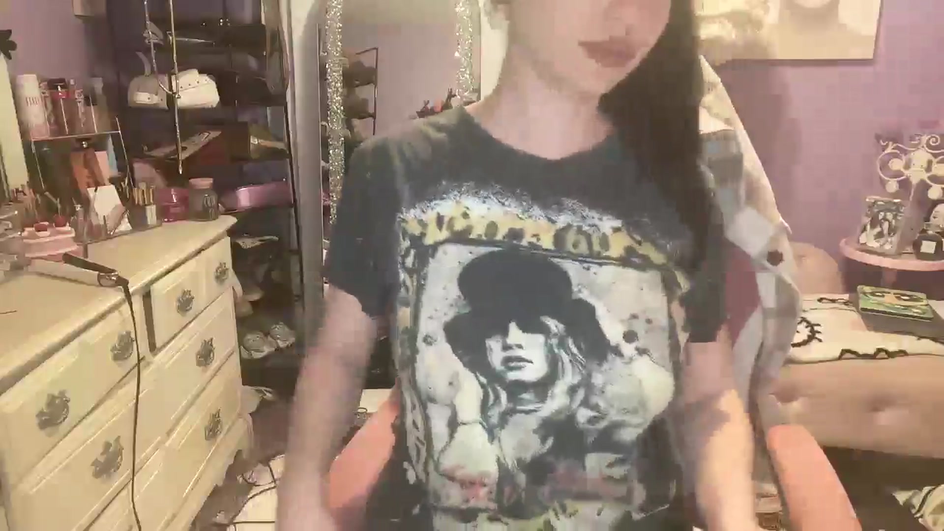 Gallery image thumbnail from Angel_baby124's myfreecams stream on, 11/03/2024, 21:01 image 8 of 20
