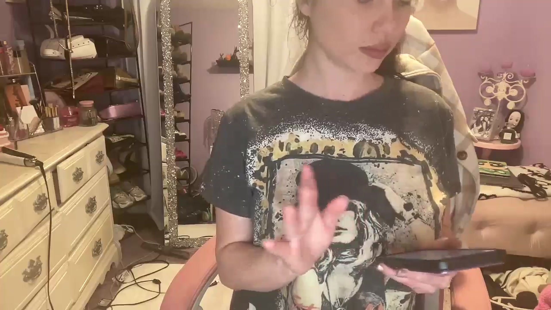 Gallery image thumbnail from Angel_baby124's myfreecams stream on, 11/03/2024, 21:01 image 16 of 20