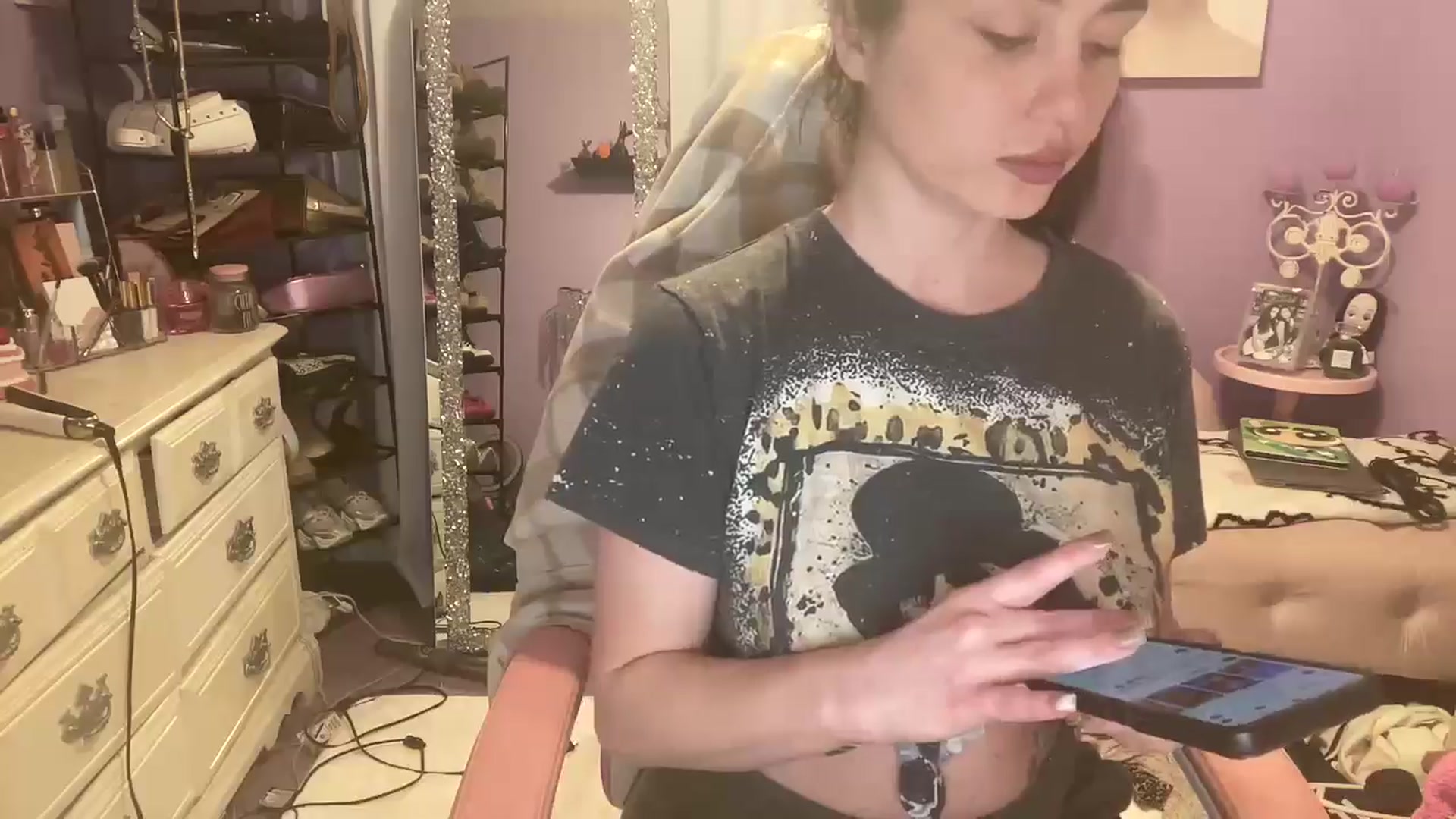 Gallery image thumbnail from Angel_baby124's myfreecams stream on, 11/03/2024, 21:01 image 14 of 20