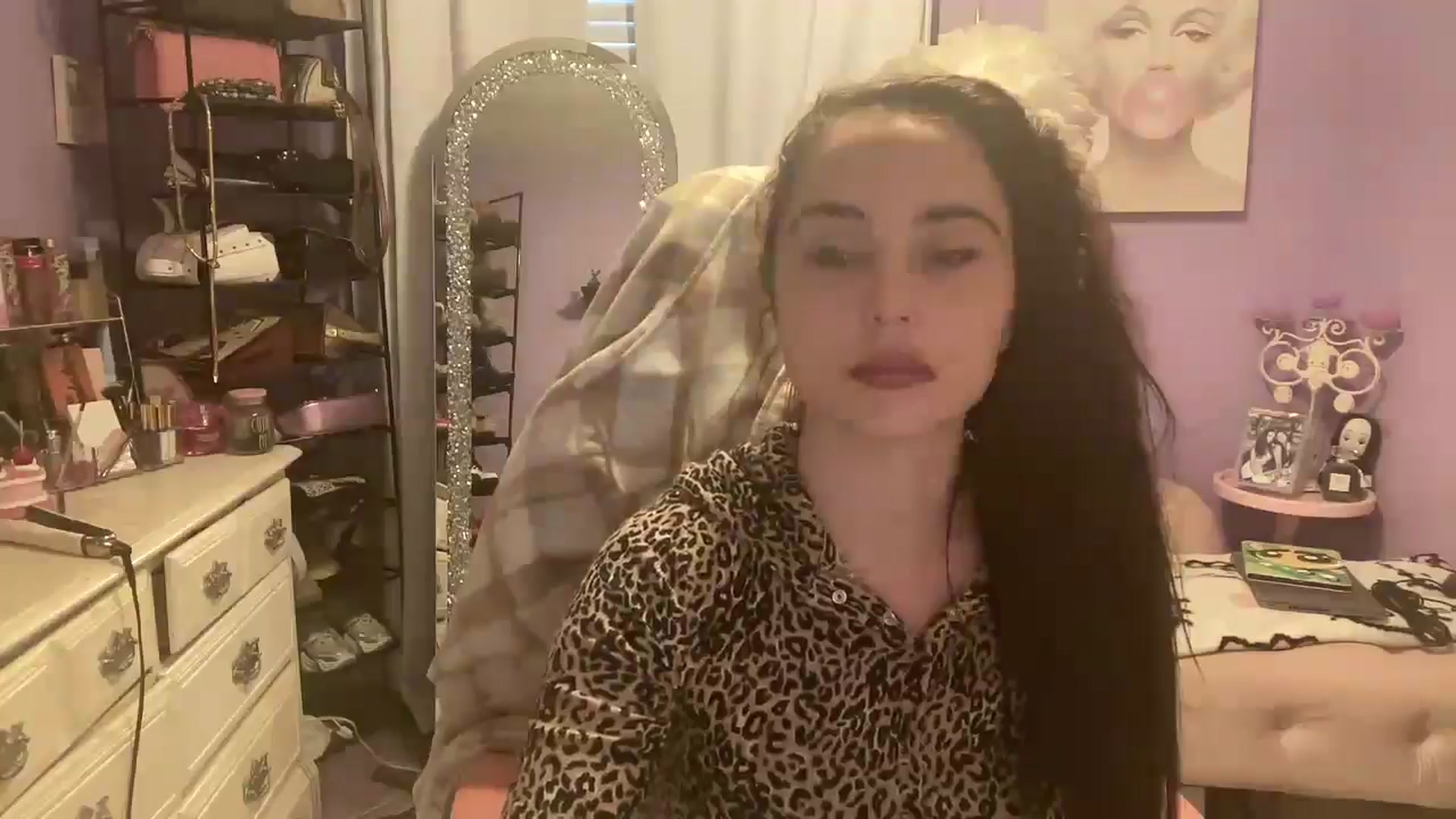 Gallery image thumbnail from Angel_baby124's myfreecams stream on, 11/03/2024, 21:29 image 2 of 20