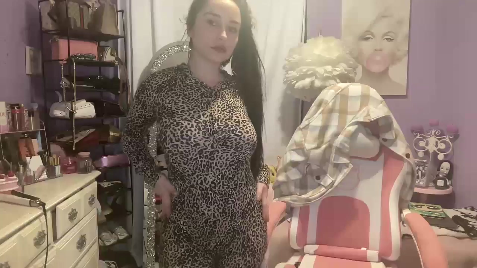 Gallery image thumbnail from Angel_baby124's myfreecams stream on, 11/03/2024, 21:29 image 3 of 20