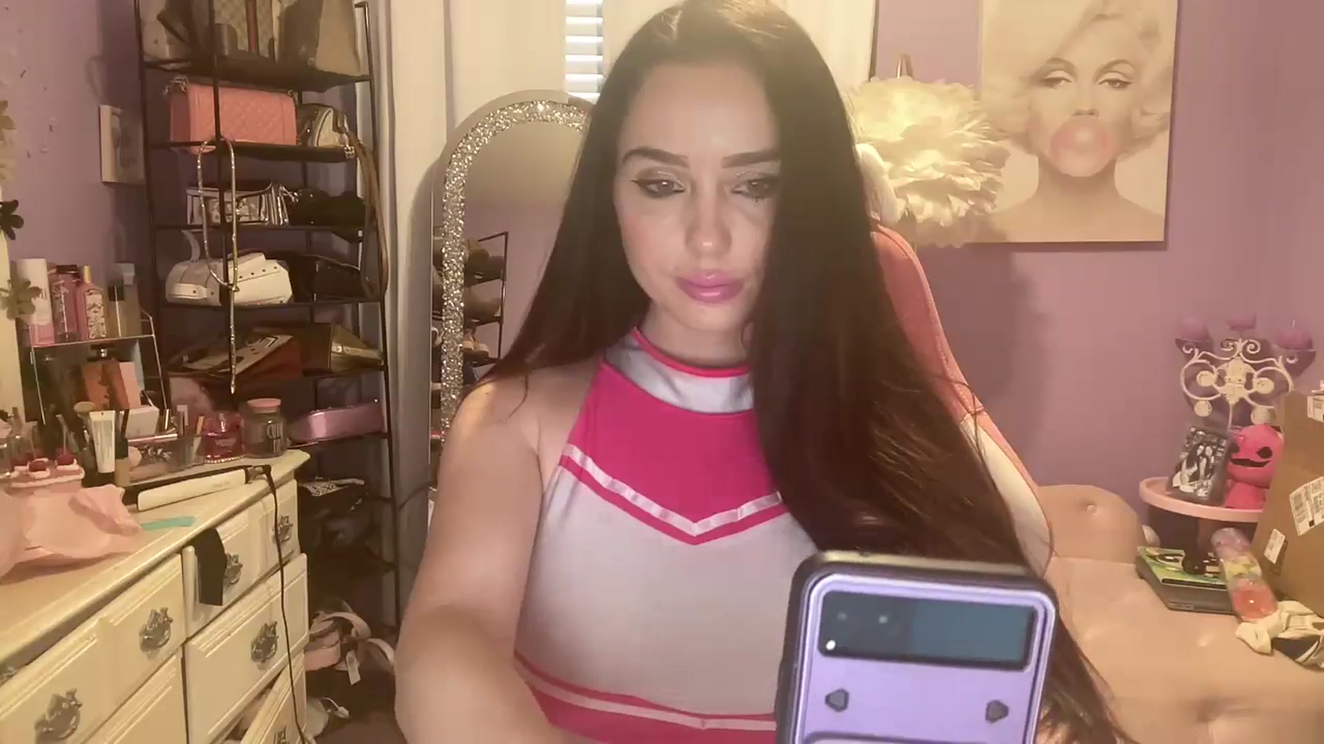 Gallery image thumbnail from Angel_baby124's myfreecams stream on, 11/20/2024, 17:12 image 3 of 20