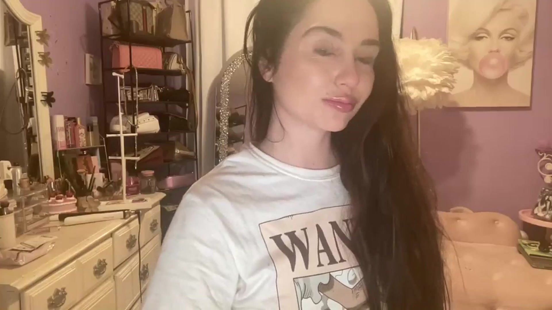 Gallery image thumbnail from Angel_baby124's myfreecams stream on, 11/26/2024, 22:02 image 7 of 20