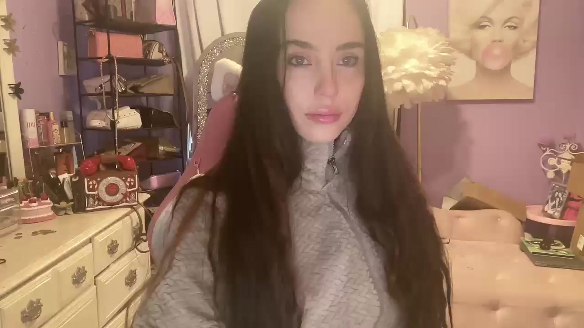 Gallery image thumbnail from Angel_baby124's myfreecams stream on, 12/06/2024, 19:53 image 1 of 20