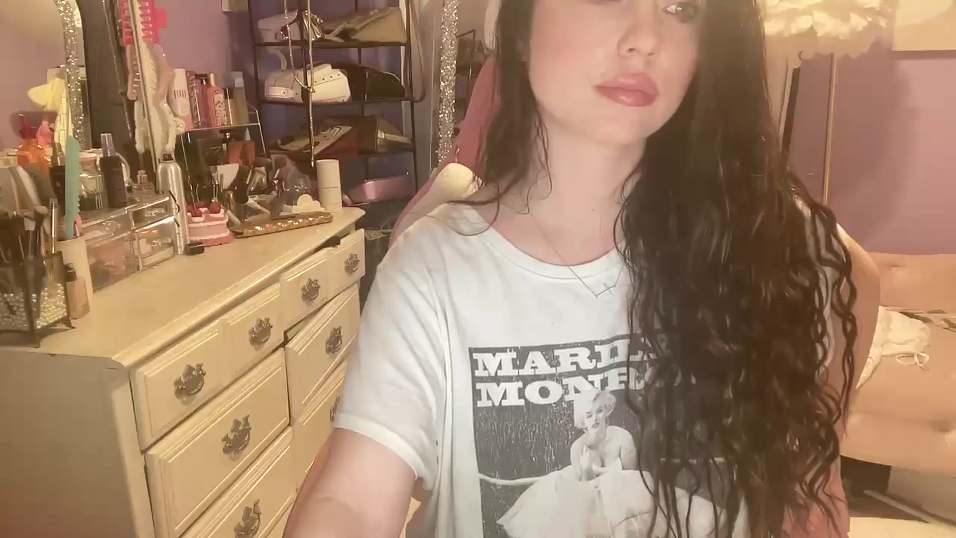 Gallery image thumbnail from Angel_baby124's myfreecams stream on, 12/28/2024, 16:54 image 6 of 20