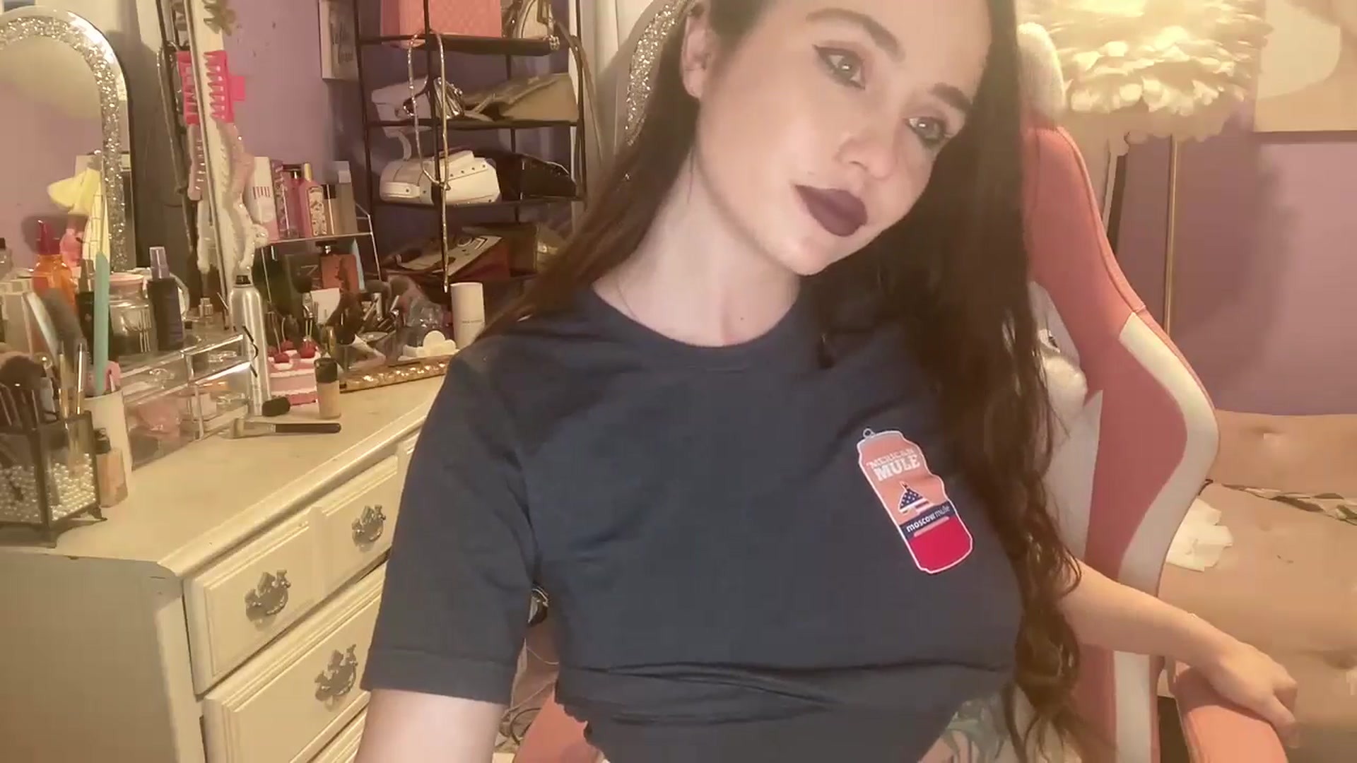 Gallery image thumbnail from Angel_baby124's myfreecams stream on, 12/28/2024, 19:01 image 11 of 20