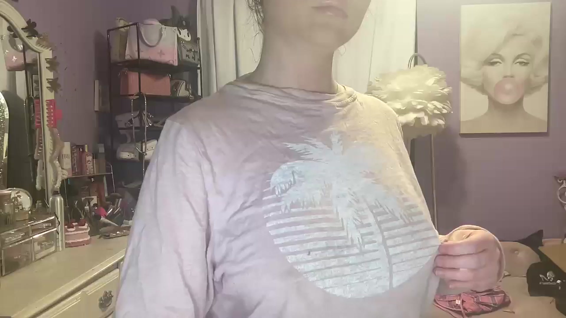 Gallery image thumbnail from Angel_baby124's myfreecams stream on, 01/01/2025, 21:32 image 6 of 20