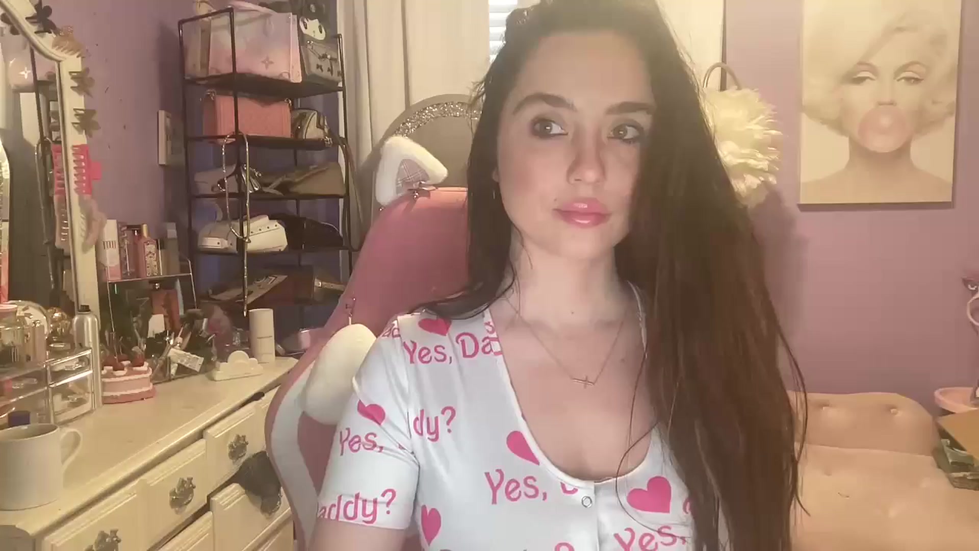 Gallery image thumbnail from Angel_baby124's myfreecams stream on, 01/05/2025, 20:20 image 1 of 20