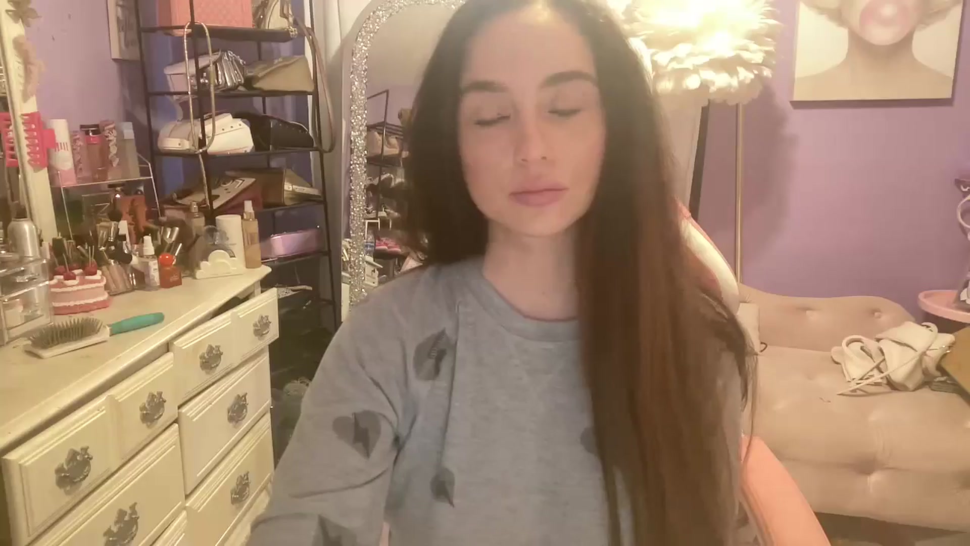 Gallery image thumbnail from Angel_baby124's myfreecams stream on, 01/10/2025, 19:43 image 17 of 20